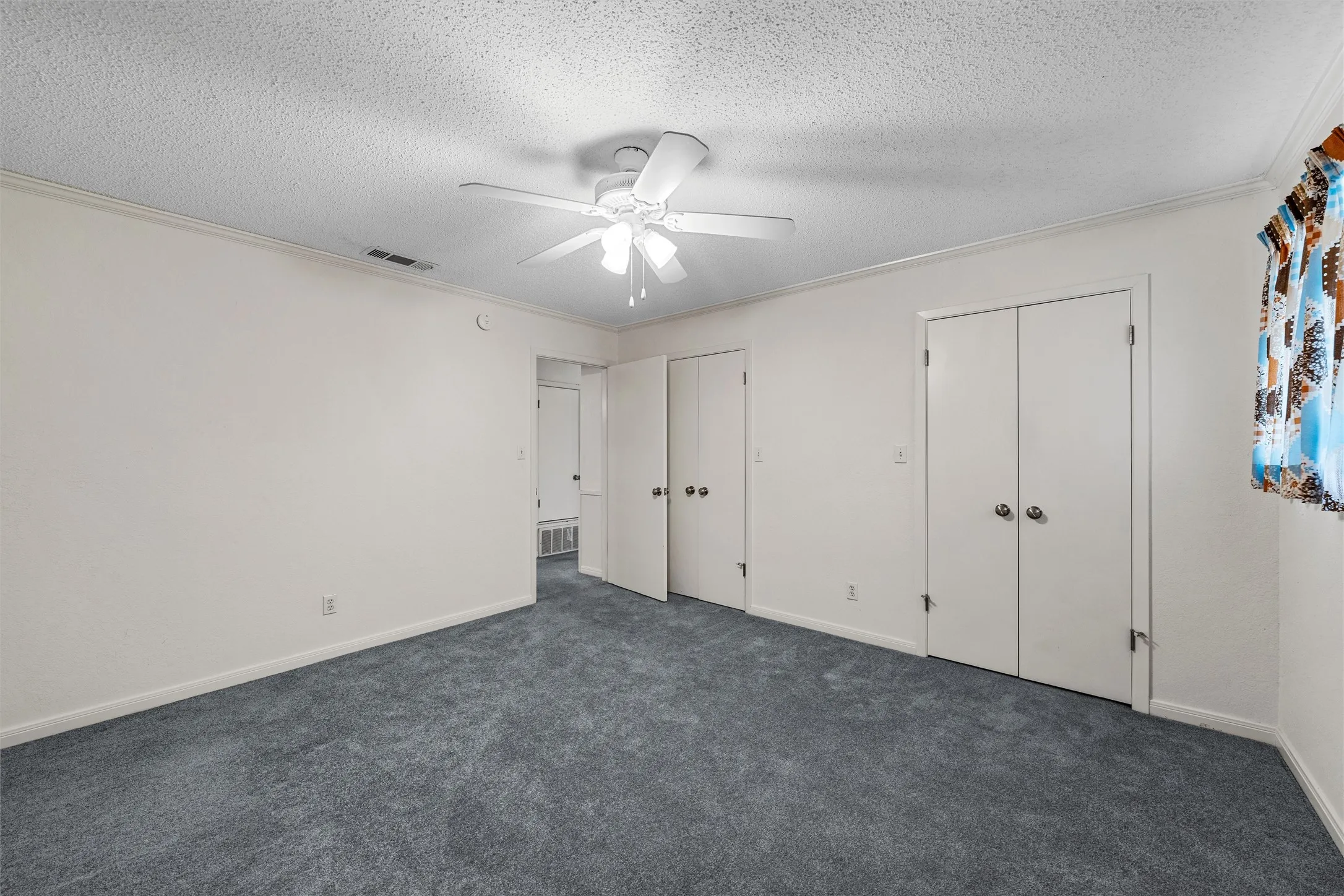 Single Family Residence For Sale in Mc Lennan County , 400 N Walnut Street, Waco, Texas 76705, 3 Bedroom, 2 Bathroom, 2 Garage spaces, 1,656 Sqft, built in 1978, mls#21394905, Real Estate Agent in Waco, Homes For Sale in Mc Lennan county, Homes For Sale in Waco, Realtor in Waco Texas, Real Estate Brokerage Independent Realty Texas, Luminita Cordes Realtor