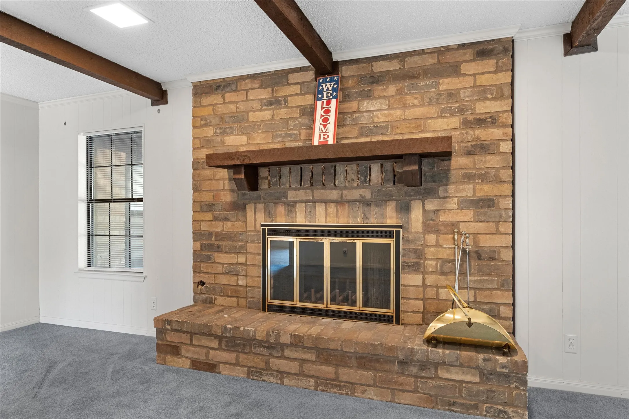 Single Family Residence For Sale in Mc Lennan County , 400 N Walnut Street, Waco, Texas 76705, 3 Bedroom, 2 Bathroom, 2 Garage spaces, 1,656 Sqft, built in 1978, mls#21394905, Real Estate Agent in Waco, Homes For Sale in Mc Lennan county, Homes For Sale in Waco, Realtor in Waco Texas, Real Estate Brokerage Independent Realty Texas, Luminita Cordes Realtor