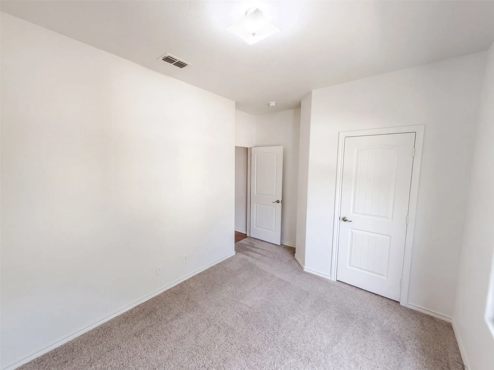 Single Family Residence For Sale in Tarrant County , 1728 Jacona Trail, Fort Worth, Texas 76131, 3 Bedroom, 2 Bathroom, 2 Garage spaces, 1,373 Sqft, built in 2015, mls#21397747, Real Estate Agent in Fort Worth, Homes For Sale in Tarrant county, Homes For Sale in Fort Worth, Realtor in Fort Worth Texas, Real Estate Brokerage Independent Realty Texas, Luminita Cordes Realtor