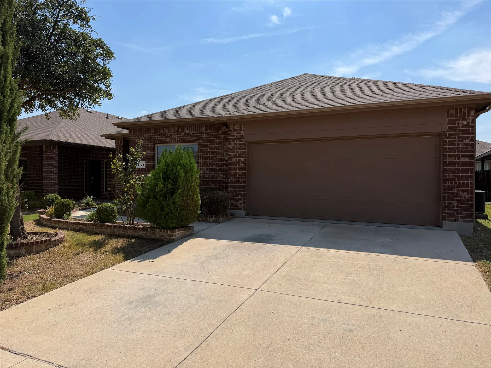 Single Family Residence For Sale in Tarrant County , 1728 Jacona Trail, Fort Worth, Texas 76131, 3 Bedroom, 2 Bathroom, 2 Garage spaces, 1,373 Sqft, built in 2015, mls#21397747, Real Estate Agent in Fort Worth, Homes For Sale in Tarrant county, Homes For Sale in Fort Worth, Realtor in Fort Worth Texas, Real Estate Brokerage Independent Realty Texas, Luminita Cordes Realtor
