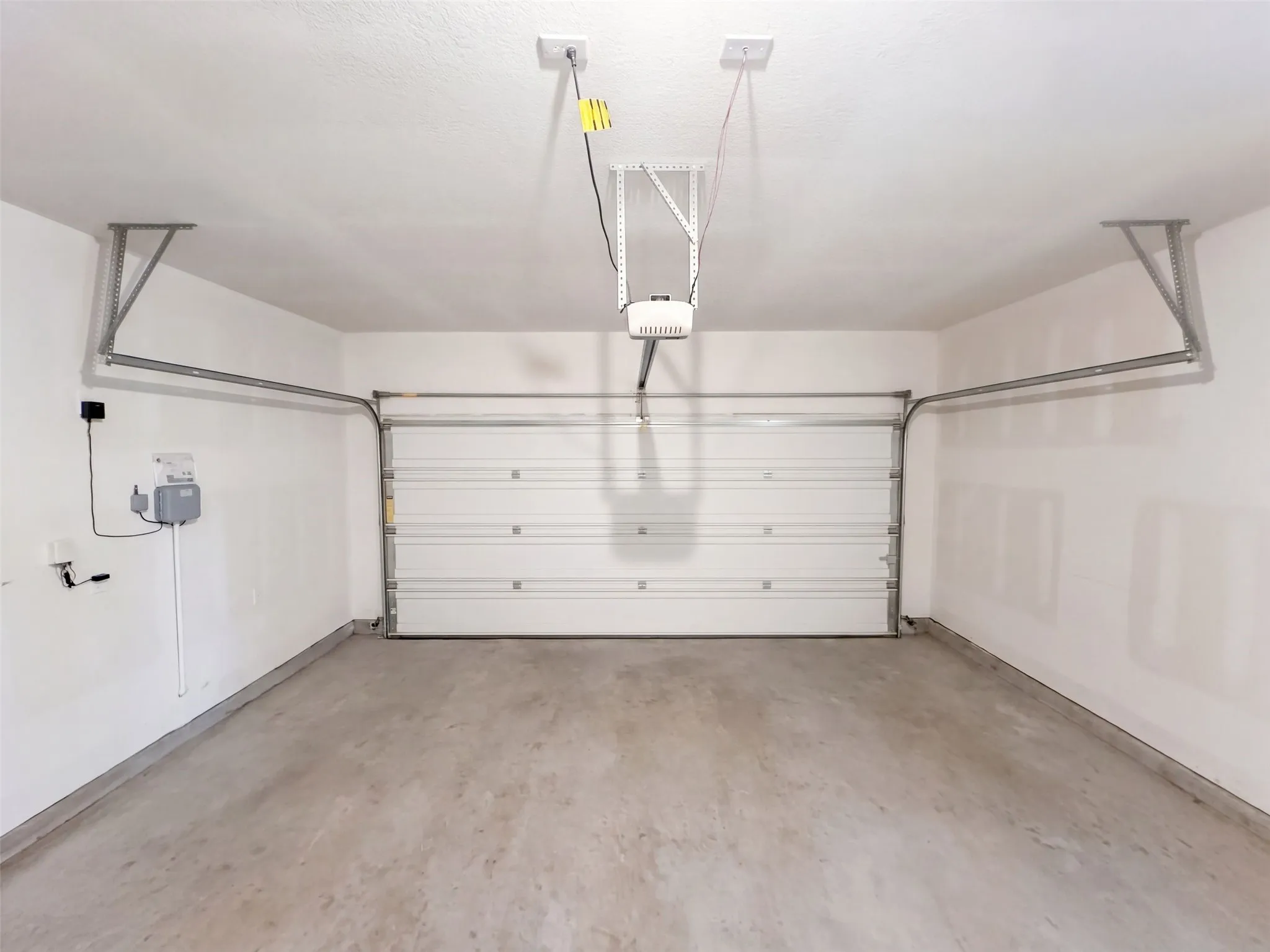 Single Family Residence For Sale in Tarrant County , 1728 Jacona Trail, Fort Worth, Texas 76131, 3 Bedroom, 2 Bathroom, 2 Garage spaces, 1,373 Sqft, built in 2015, mls#21397747, Real Estate Agent in Fort Worth, Homes For Sale in Tarrant county, Homes For Sale in Fort Worth, Realtor in Fort Worth Texas, Real Estate Brokerage Independent Realty Texas, Luminita Cordes Realtor