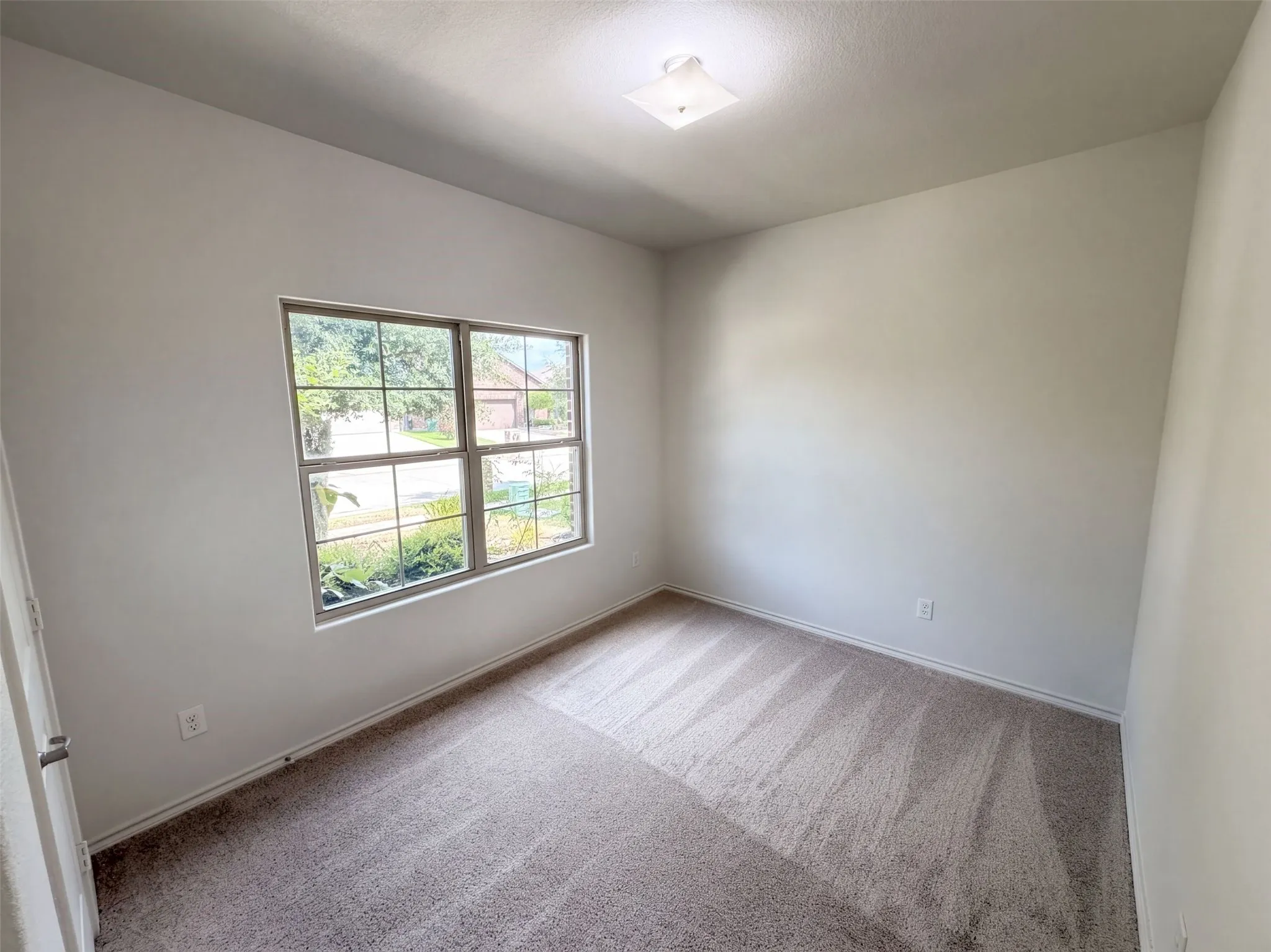 Single Family Residence For Sale in Tarrant County , 1728 Jacona Trail, Fort Worth, Texas 76131, 3 Bedroom, 2 Bathroom, 2 Garage spaces, 1,373 Sqft, built in 2015, mls#21397747, Real Estate Agent in Fort Worth, Homes For Sale in Tarrant county, Homes For Sale in Fort Worth, Realtor in Fort Worth Texas, Real Estate Brokerage Independent Realty Texas, Luminita Cordes Realtor