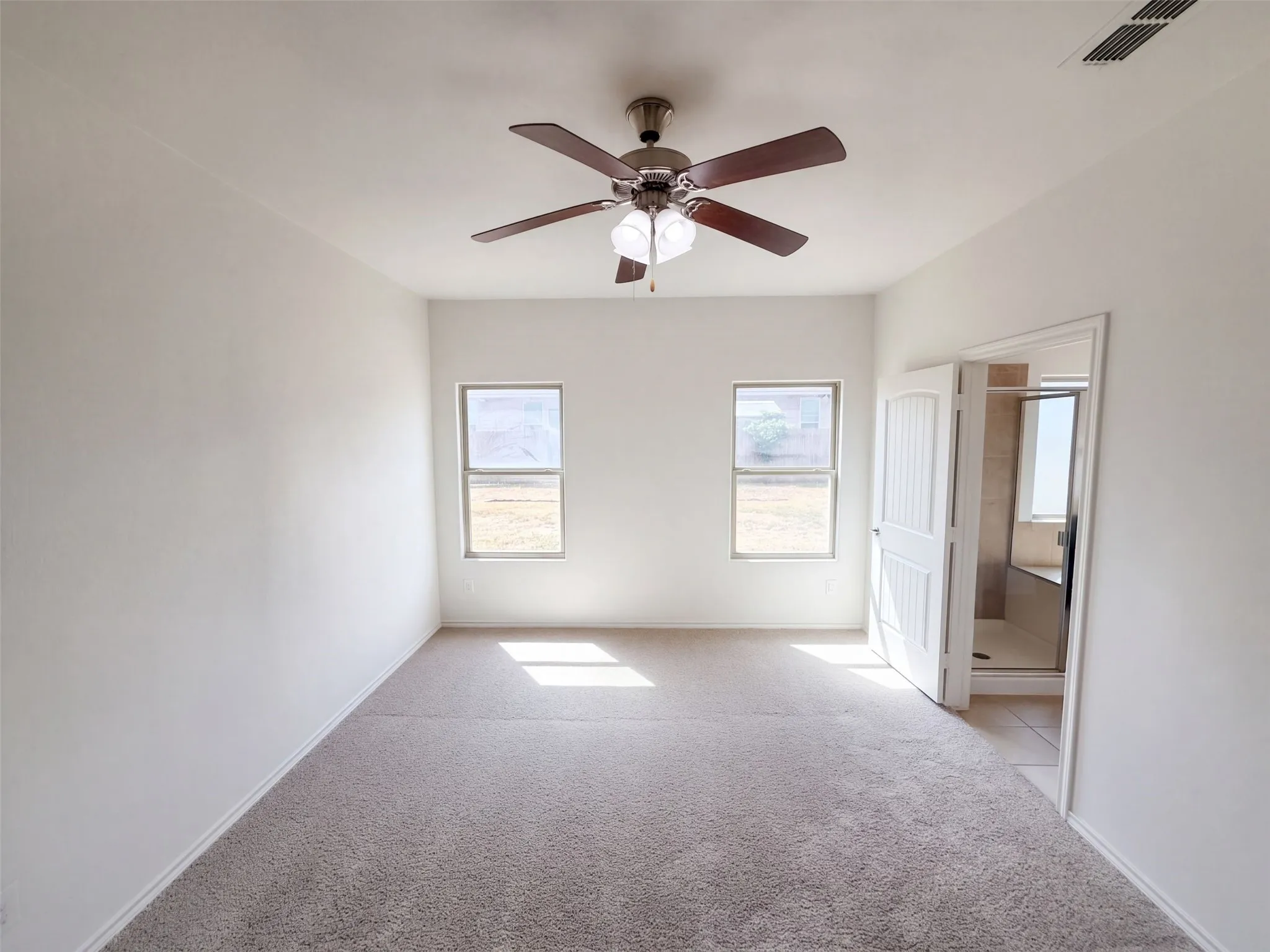 Single Family Residence For Sale in Tarrant County , 1728 Jacona Trail, Fort Worth, Texas 76131, 3 Bedroom, 2 Bathroom, 2 Garage spaces, 1,373 Sqft, built in 2015, mls#21397747, Real Estate Agent in Fort Worth, Homes For Sale in Tarrant county, Homes For Sale in Fort Worth, Realtor in Fort Worth Texas, Real Estate Brokerage Independent Realty Texas, Luminita Cordes Realtor