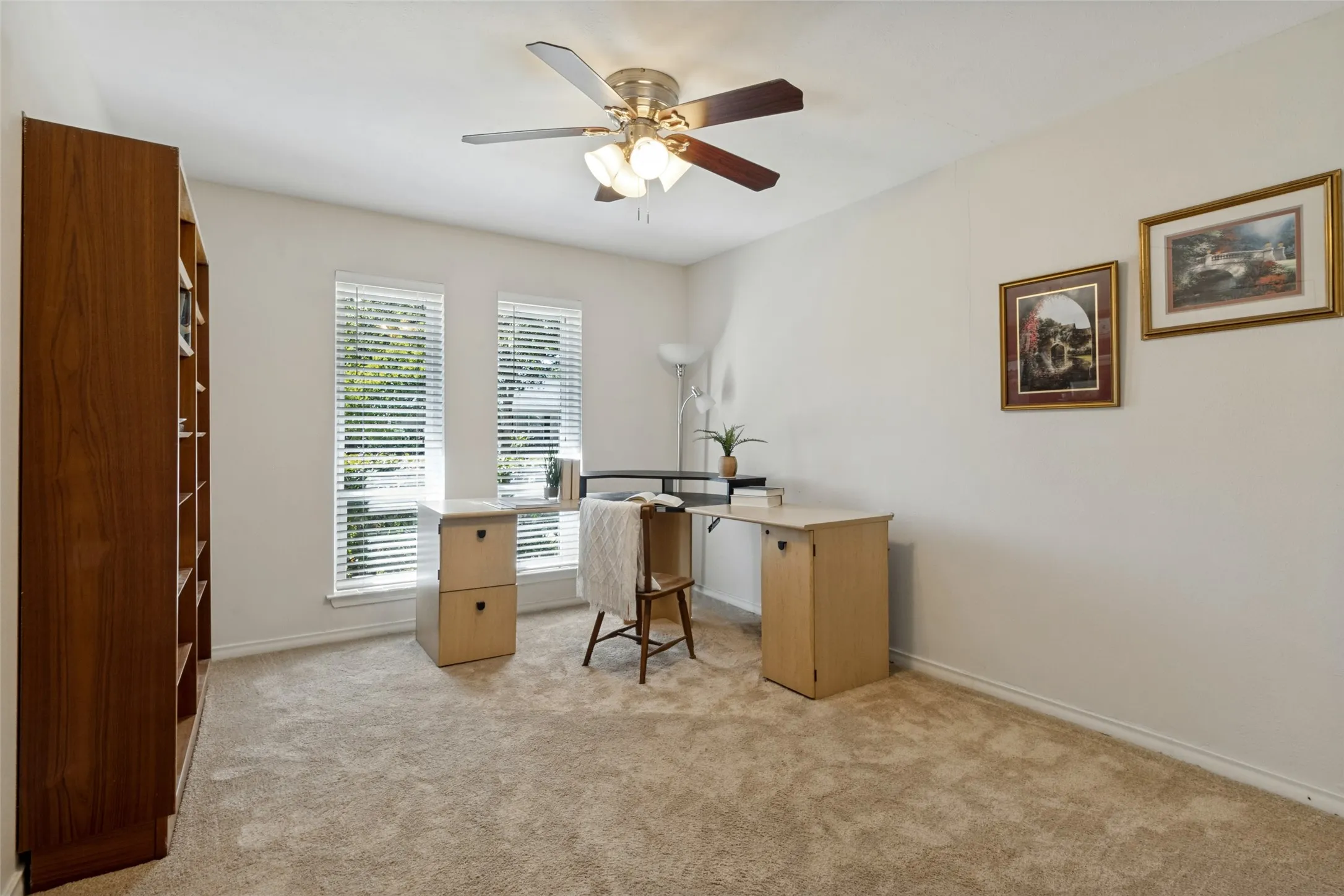 Single Family Residence For Sale in Dallas County , 7625 Woodstone Lane, Dallas, Texas 75248, 5 Bedroom, 3 Bathroom, 2 Garage spaces, 2,720 Sqft, built in 1965, mls#21397753, Real Estate Agent in Dallas, Homes For Sale in Dallas county, Homes For Sale in Dallas, Realtor in Dallas Texas, Real Estate Brokerage Independent Realty Texas, Luminita Cordes Realtor