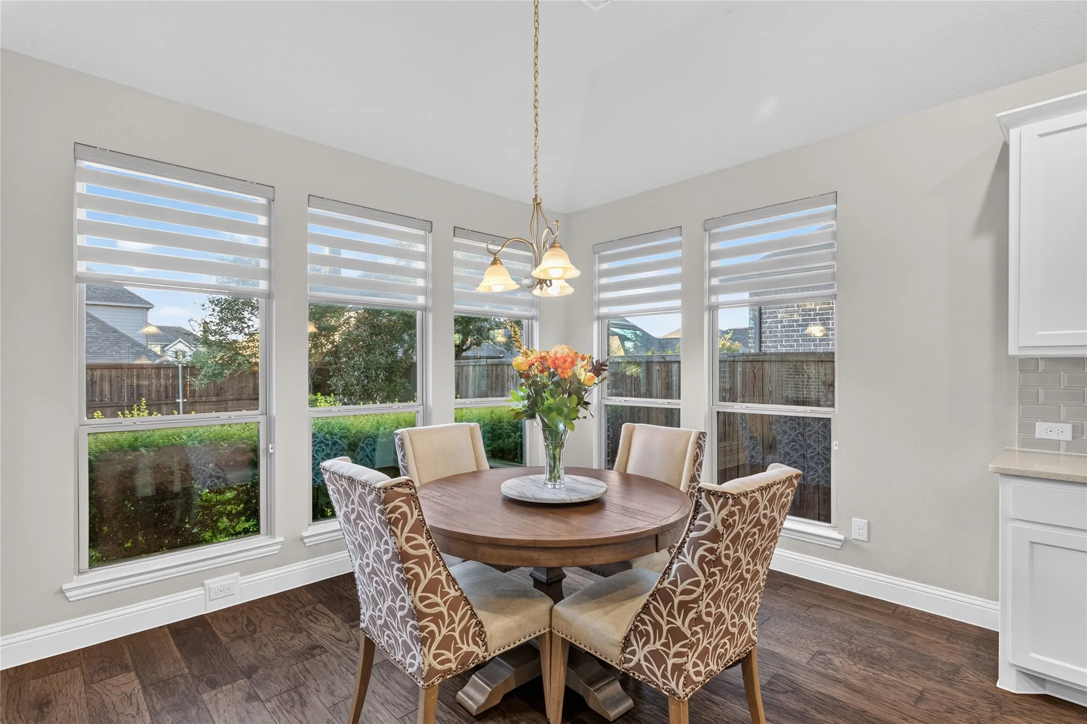 Single Family Residence For Sale in Collin County , 14027 Wheatfield Lane, Frisco, Texas 75035, 4 Bedroom, 5 Bathroom, 3 Garage spaces, 3,696 Sqft, built in 2018, mls#21397760, Real Estate Agent in Frisco, Homes For Sale in Collin county, Homes For Sale in Frisco, Realtor in Frisco Texas, Real Estate Brokerage Independent Realty Texas, Luminita Cordes Realtor