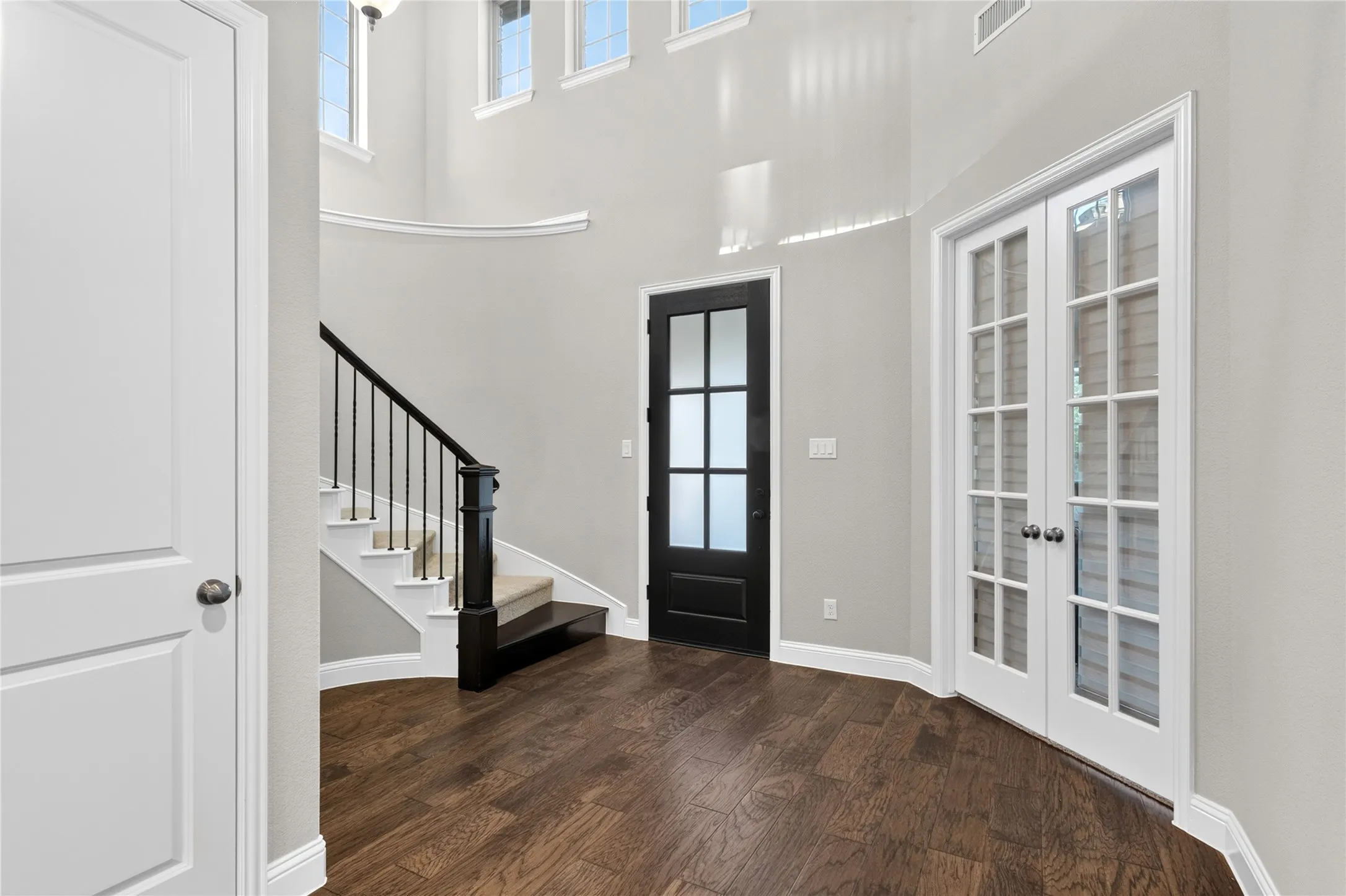 Single Family Residence For Sale in Collin County , 14027 Wheatfield Lane, Frisco, Texas 75035, 4 Bedroom, 5 Bathroom, 3 Garage spaces, 3,696 Sqft, built in 2018, mls#21397760, Real Estate Agent in Frisco, Homes For Sale in Collin county, Homes For Sale in Frisco, Realtor in Frisco Texas, Real Estate Brokerage Independent Realty Texas, Luminita Cordes Realtor