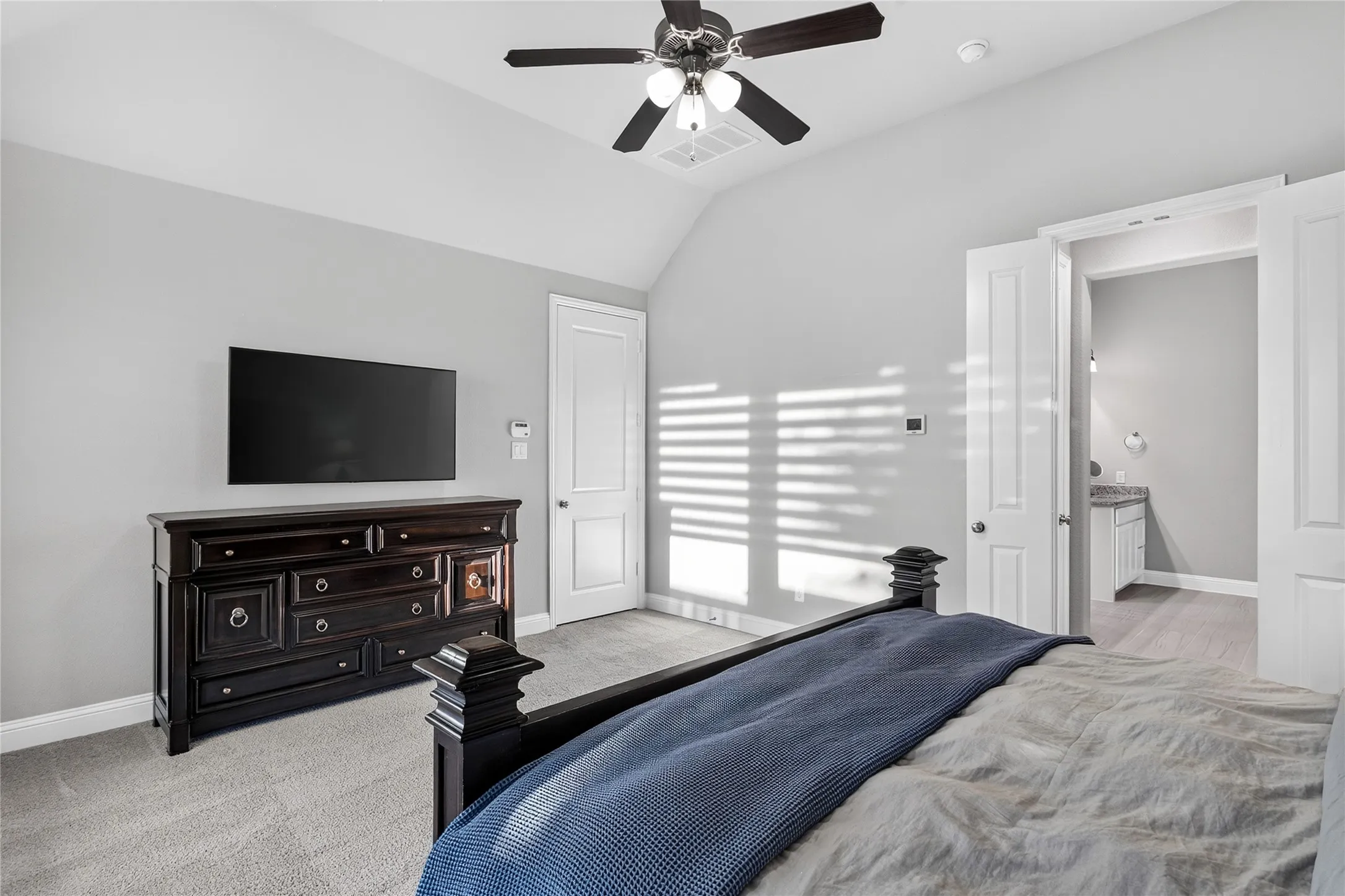 Single Family Residence For Sale in Collin County , 14027 Wheatfield Lane, Frisco, Texas 75035, 4 Bedroom, 5 Bathroom, 3 Garage spaces, 3,696 Sqft, built in 2018, mls#21397760, Real Estate Agent in Frisco, Homes For Sale in Collin county, Homes For Sale in Frisco, Realtor in Frisco Texas, Real Estate Brokerage Independent Realty Texas, Luminita Cordes Realtor