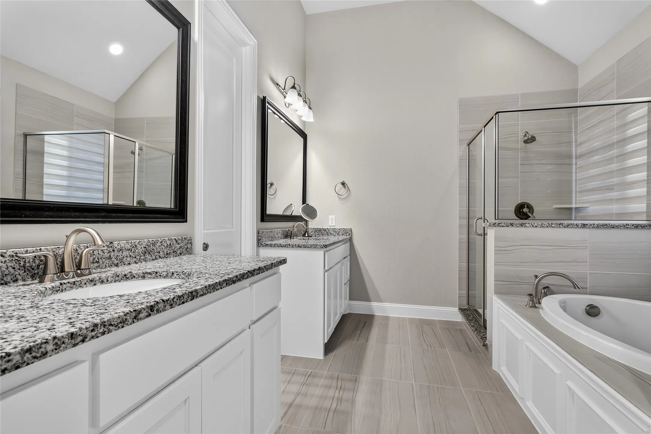 Single Family Residence For Sale in Collin County , 14027 Wheatfield Lane, Frisco, Texas 75035, 4 Bedroom, 5 Bathroom, 3 Garage spaces, 3,696 Sqft, built in 2018, mls#21397760, Real Estate Agent in Frisco, Homes For Sale in Collin county, Homes For Sale in Frisco, Realtor in Frisco Texas, Real Estate Brokerage Independent Realty Texas, Luminita Cordes Realtor