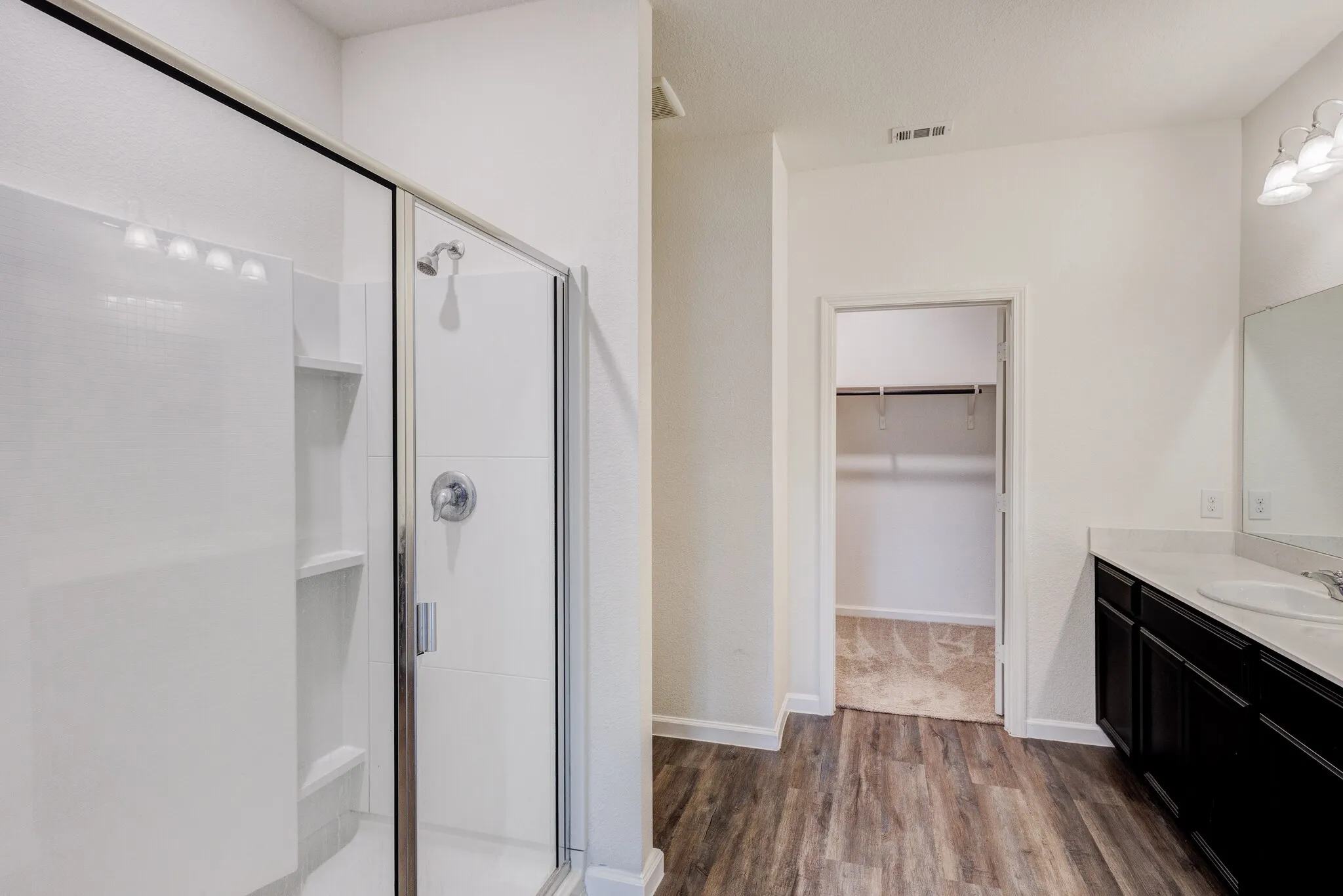 Single Family Residence For Rent in Collin County , 817 Cedar Elm Drive, Anna, Texas 75409, 4 Bedroom, 2 Bathroom, 2 Garage spaces, 1,884 Sqft, built in 2021, mls#21397584, Real Estate Agent in Anna, Homes For Rent in Collin county, Homes For Rent in Anna, Realtor in Anna Texas, Real Estate Brokerage Independent Realty Texas, Luminita Cordes Realtor