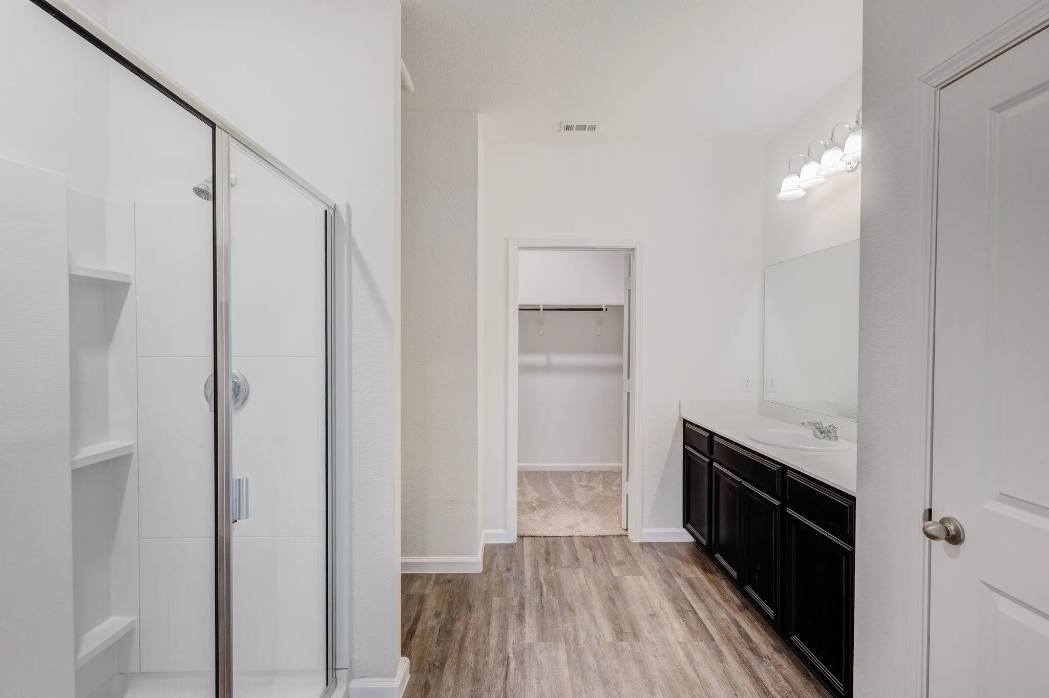 Single Family Residence For Rent in Collin County , 817 Cedar Elm Drive, Anna, Texas 75409, 4 Bedroom, 2 Bathroom, 2 Garage spaces, 1,884 Sqft, built in 2021, mls#21397584, Real Estate Agent in Anna, Homes For Rent in Collin county, Homes For Rent in Anna, Realtor in Anna Texas, Real Estate Brokerage Independent Realty Texas, Luminita Cordes Realtor