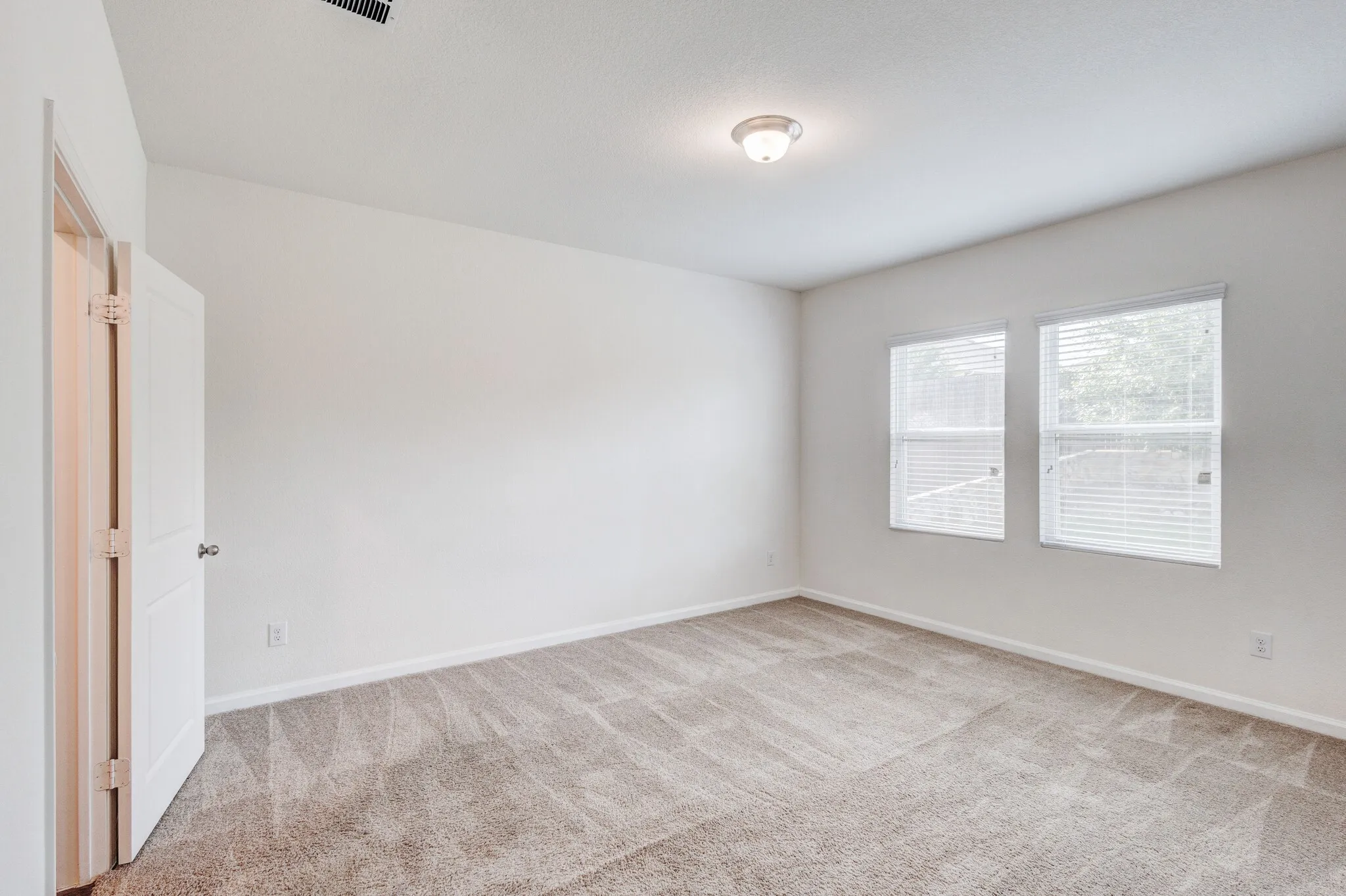 Single Family Residence For Rent in Collin County , 817 Cedar Elm Drive, Anna, Texas 75409, 4 Bedroom, 2 Bathroom, 2 Garage spaces, 1,884 Sqft, built in 2021, mls#21397584, Real Estate Agent in Anna, Homes For Rent in Collin county, Homes For Rent in Anna, Realtor in Anna Texas, Real Estate Brokerage Independent Realty Texas, Luminita Cordes Realtor