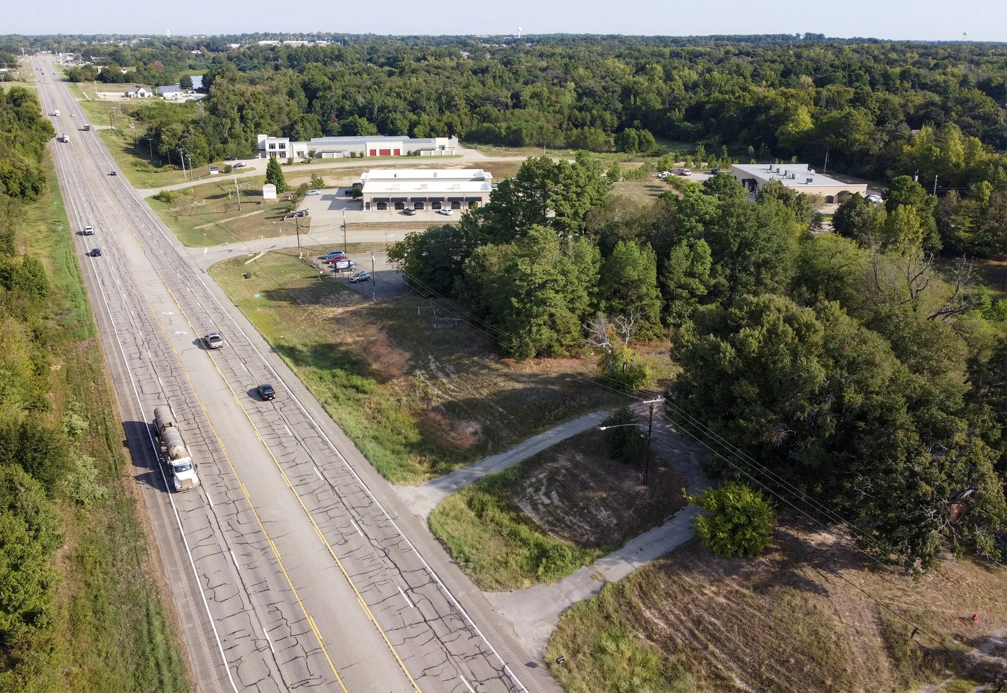 Unimproved Land For Sale in Smith County , 1912 S Main Street, Lindale, Texas 75771, 0, 0, Garage spaces, 0 Sqft, built in 0, mls#21397769, Real Estate Agent in Lindale, Homes For Sale in Smith county, Homes For Sale in Lindale, Realtor in Lindale Texas, Real Estate Brokerage Independent Realty Texas, Luminita Cordes Realtor