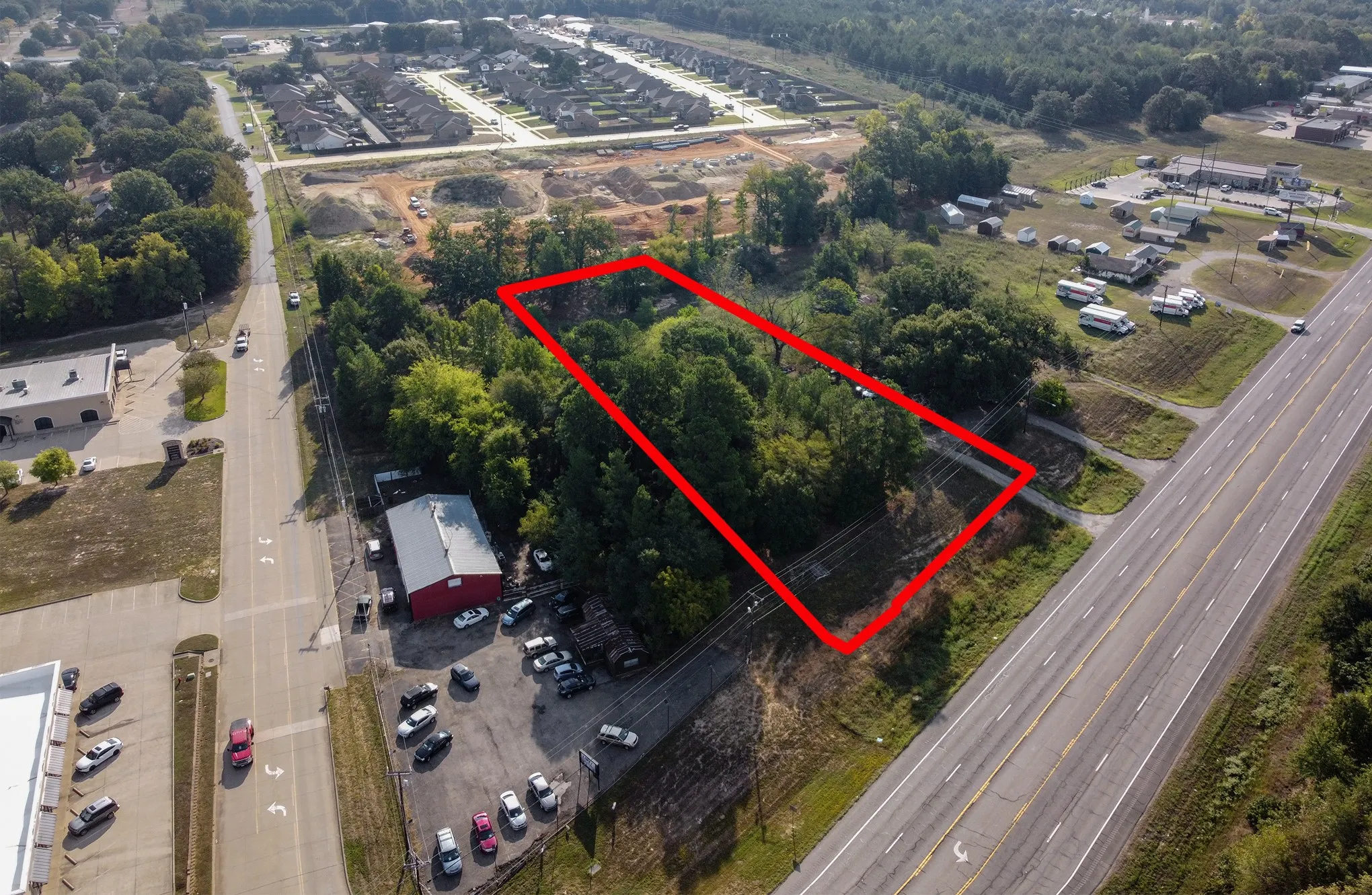 Unimproved Land For Sale in Smith County , 1912 S Main Street, Lindale, Texas 75771, 0, 0, Garage spaces, 0 Sqft, built in 0, mls#21397769, Real Estate Agent in Lindale, Homes For Sale in Smith county, Homes For Sale in Lindale, Realtor in Lindale Texas, Real Estate Brokerage Independent Realty Texas, Luminita Cordes Realtor