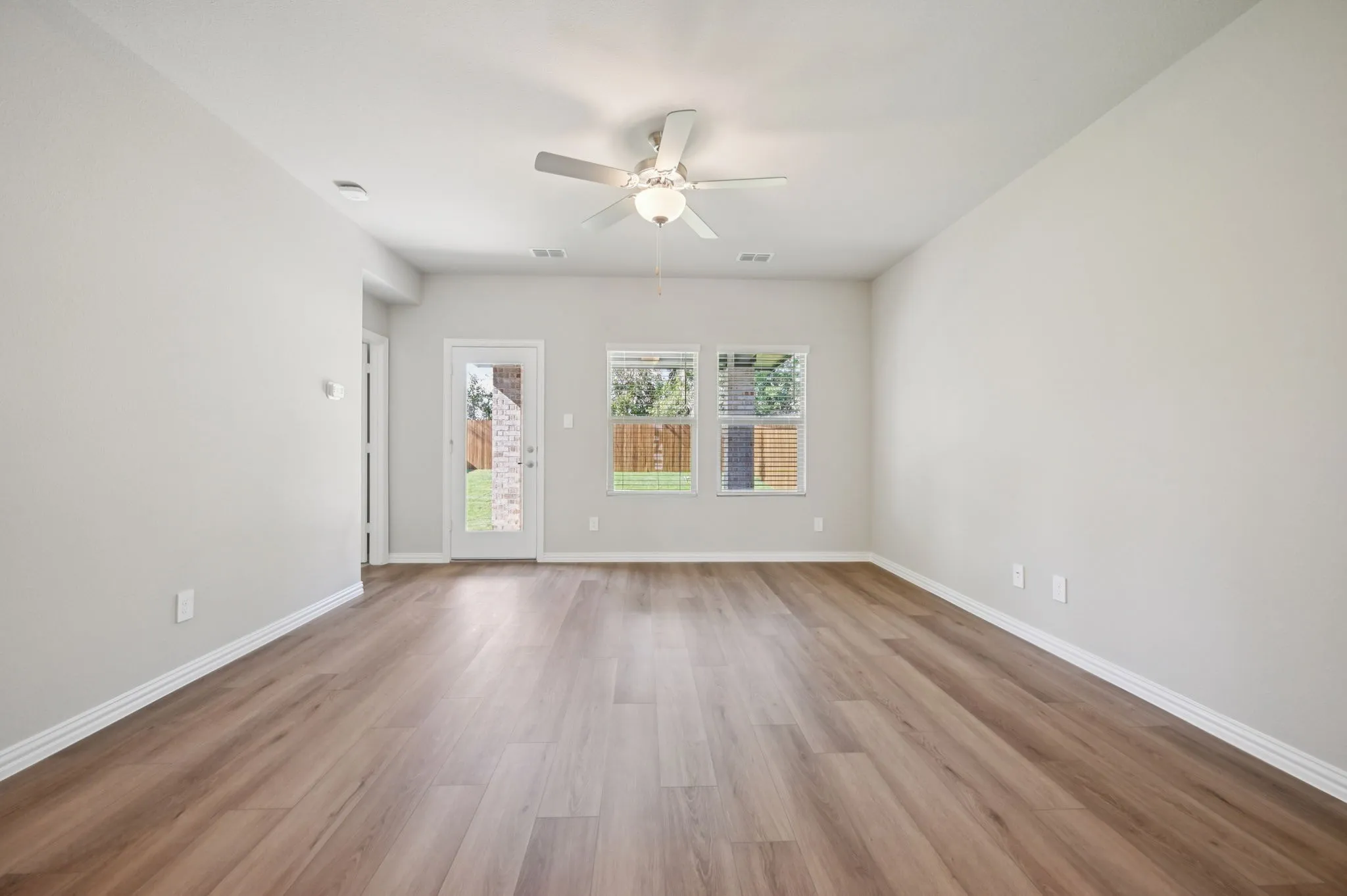 Photo is not of the actual home, but is an inspirational photo of builder’s model home and may depict options, furnishings, and/or decorator features that are not included.