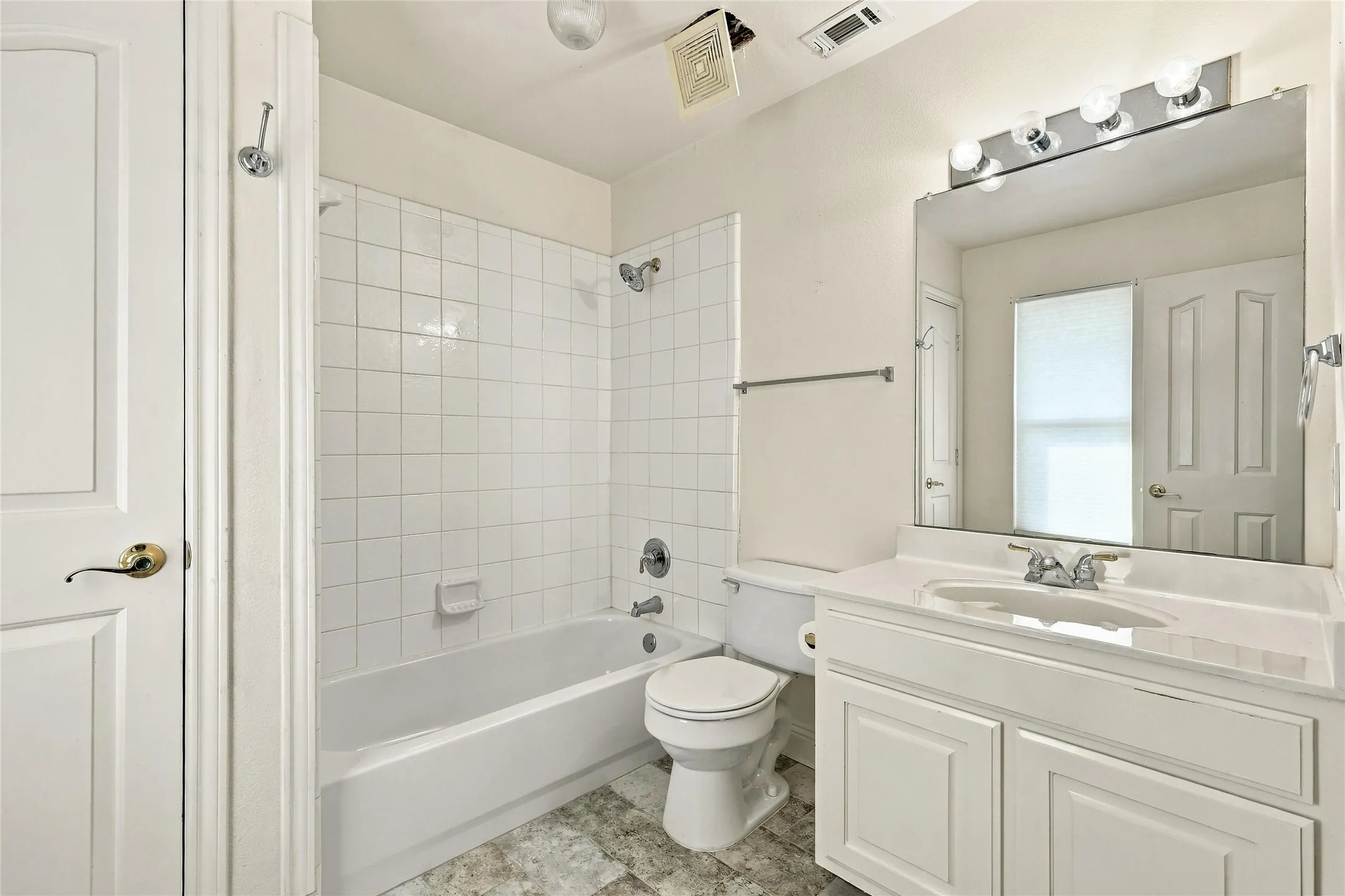Upstairs bathroom