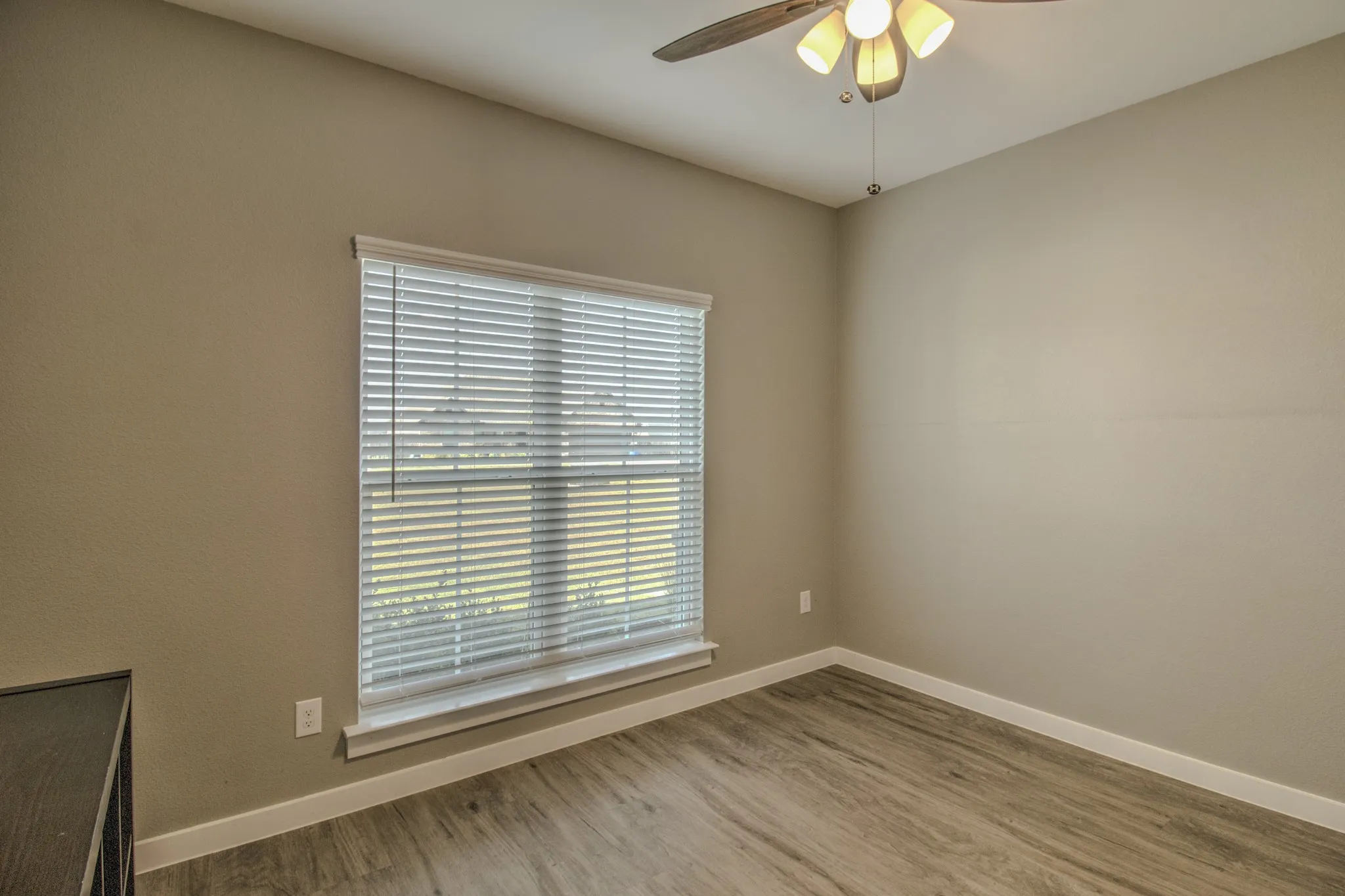Single Family Residence For Sale in Cooke County , 512 Austin Street, Callisburg, Texas 76240, 3 Bedroom, 2 Bathroom, 2 Garage spaces, 1,670 Sqft, built in 2024, mls#21392955, Real Estate Agent in Callisburg, Homes For Sale in Cooke county, Homes For Sale in Callisburg, Realtor in Callisburg Texas, Real Estate Brokerage Independent Realty Texas, Luminita Cordes Realtor