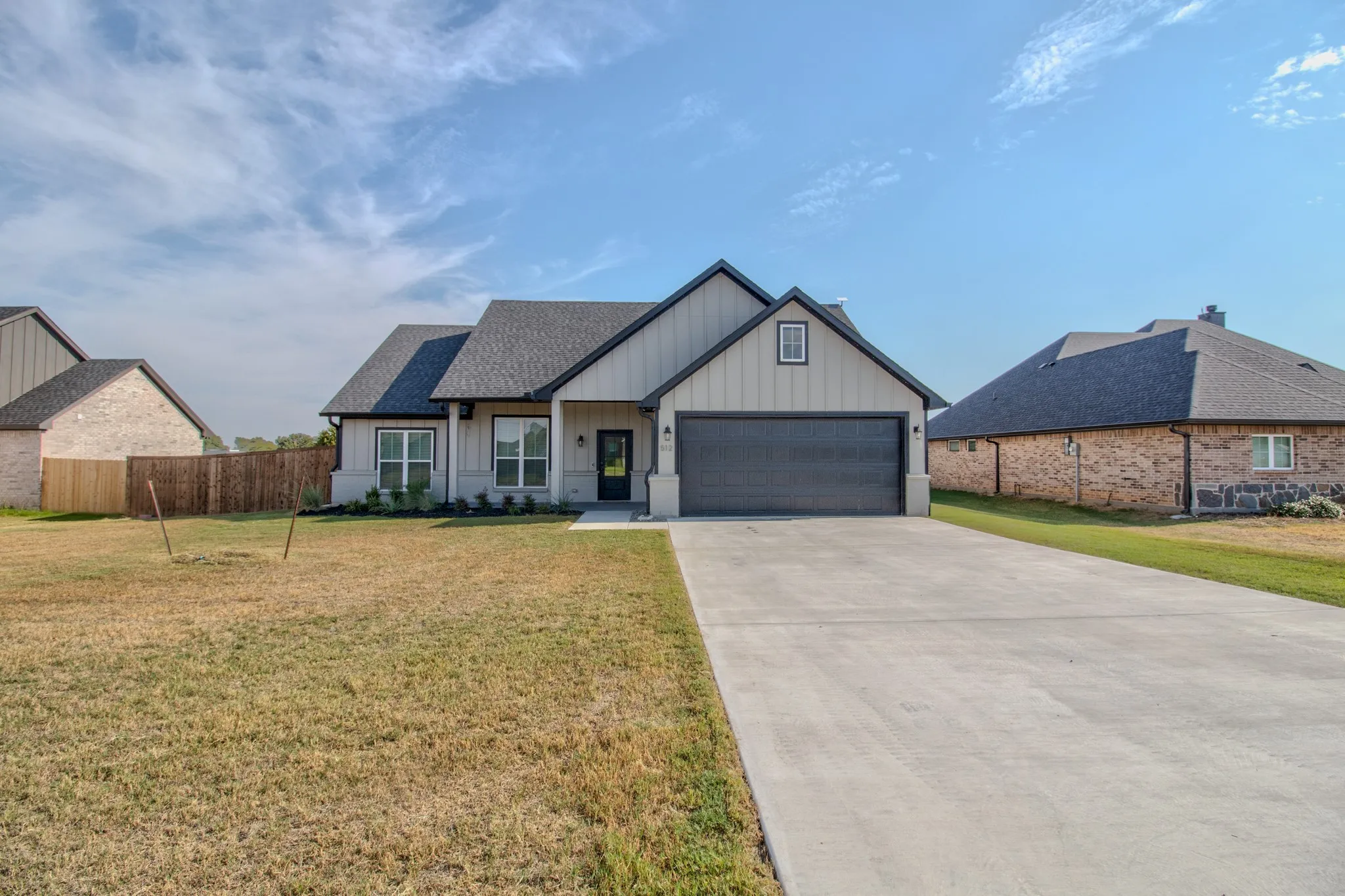 Single Family Residence For Sale in Cooke County , 512 Austin Street, Callisburg, Texas 76240, 3 Bedroom, 2 Bathroom, 2 Garage spaces, 1,670 Sqft, built in 2024, mls#21392955, Real Estate Agent in Callisburg, Homes For Sale in Cooke county, Homes For Sale in Callisburg, Realtor in Callisburg Texas, Real Estate Brokerage Independent Realty Texas, Luminita Cordes Realtor
