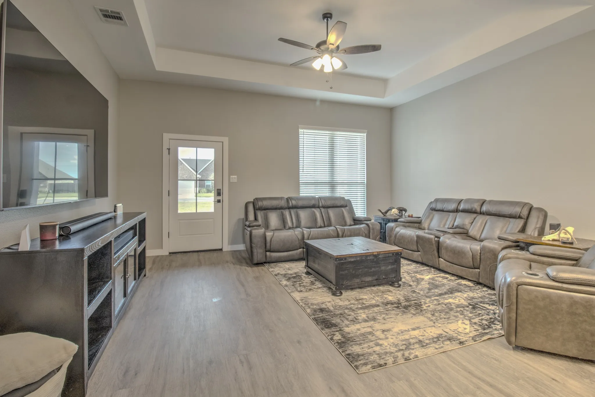 Single Family Residence For Sale in Cooke County , 512 Austin Street, Callisburg, Texas 76240, 3 Bedroom, 2 Bathroom, 2 Garage spaces, 1,670 Sqft, built in 2024, mls#21392955, Real Estate Agent in Callisburg, Homes For Sale in Cooke county, Homes For Sale in Callisburg, Realtor in Callisburg Texas, Real Estate Brokerage Independent Realty Texas, Luminita Cordes Realtor