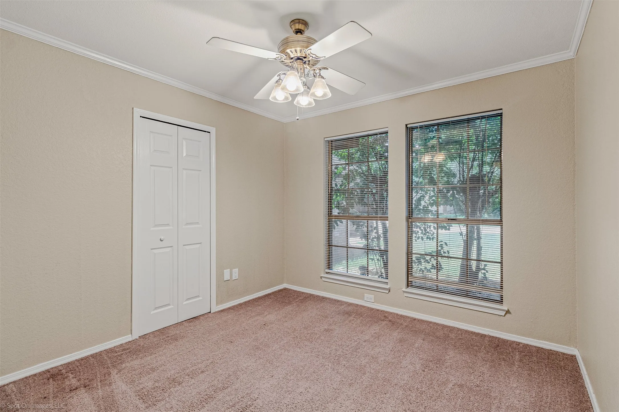 Single Family Residence For Rent in Rockwall County , 214 Mapleridge Drive, Rockwall, Texas 75032, 3 Bedroom, 2 Bathroom, Garage spaces, 1,818 Sqft, built in 1985, mls#21397173, Real Estate Agent in Rockwall, Homes For Rent in Rockwall county, Homes For Rent in Rockwall, Realtor in Rockwall Texas, Real Estate Brokerage Independent Realty Texas, Luminita Cordes Realtor