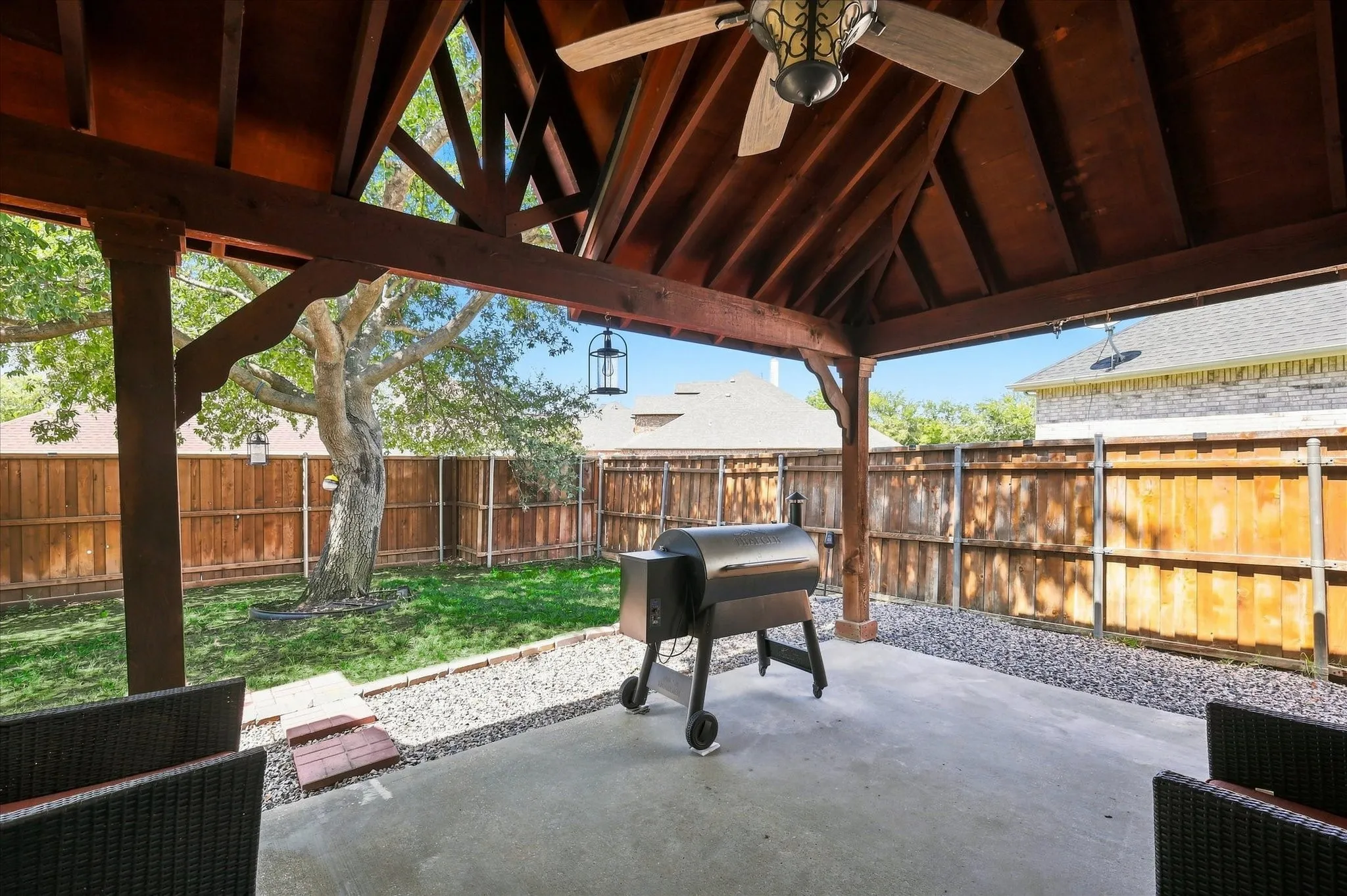 Single Family Residence For Sale in Denton County , 6621 Alliance Drive, The Colony, Texas 75056, 4 Bedroom, 3 Bathroom, 2 Garage spaces, 2,330 Sqft, built in 2002, mls#21382251, Real Estate Agent in The Colony, Homes For Sale in Denton county, Homes For Sale in The Colony, Realtor in The Colony Texas, Real Estate Brokerage Independent Realty Texas, Luminita Cordes Realtor