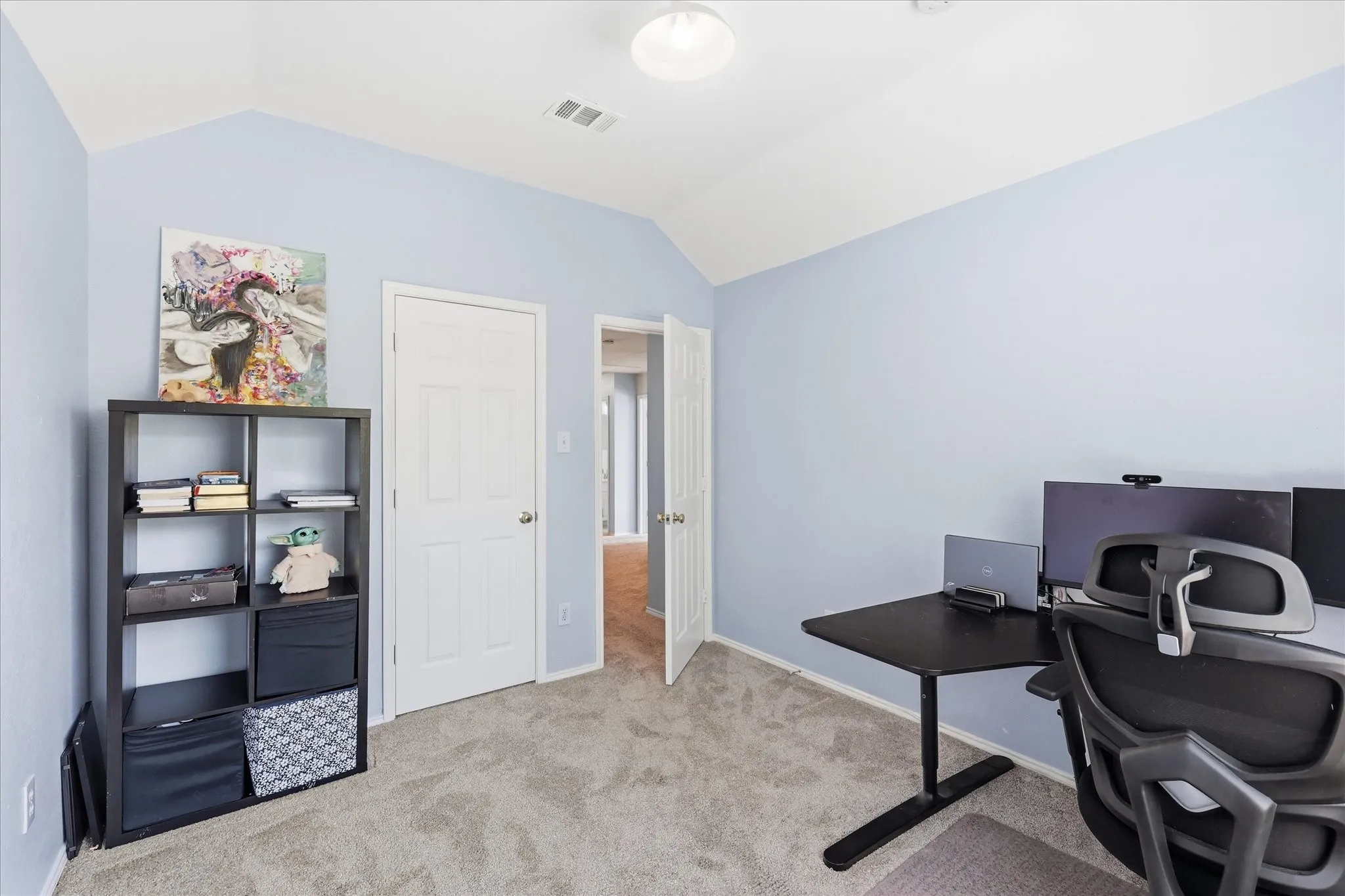 Single Family Residence For Sale in Denton County , 6621 Alliance Drive, The Colony, Texas 75056, 4 Bedroom, 3 Bathroom, 2 Garage spaces, 2,330 Sqft, built in 2002, mls#21382251, Real Estate Agent in The Colony, Homes For Sale in Denton county, Homes For Sale in The Colony, Realtor in The Colony Texas, Real Estate Brokerage Independent Realty Texas, Luminita Cordes Realtor
