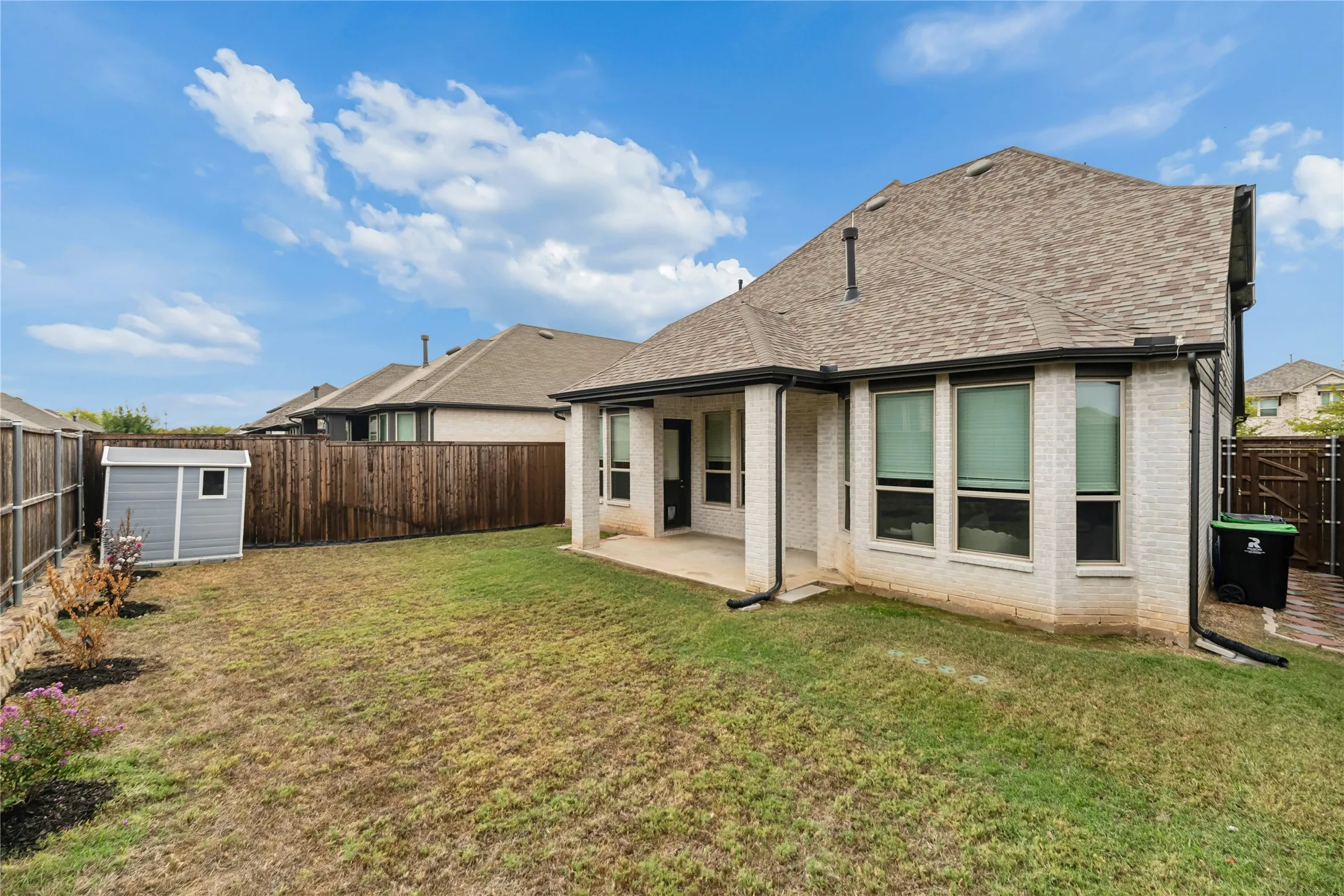 Single Family Residence For Sale in Denton County , 1317 Thrasher Drive, Little Elm, Texas 75068, 4 Bedroom, 3 Bathroom, 2 Garage spaces, 2,624 Sqft, built in 2020, mls#21396493, Real Estate Agent in Little Elm, Homes For Sale in Denton county, Homes For Sale in Little Elm, Realtor in Little Elm Texas, Real Estate Brokerage Independent Realty Texas, Luminita Cordes Realtor