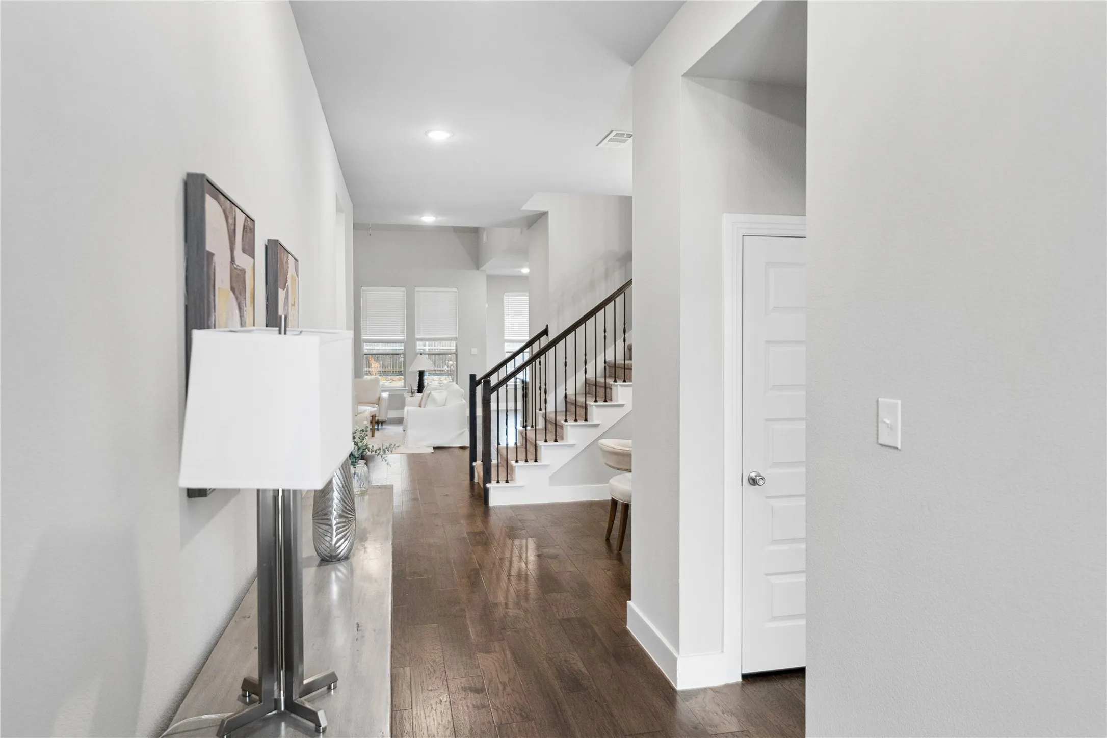 Single Family Residence For Sale in Denton County , 1317 Thrasher Drive, Little Elm, Texas 75068, 4 Bedroom, 3 Bathroom, 2 Garage spaces, 2,624 Sqft, built in 2020, mls#21396493, Real Estate Agent in Little Elm, Homes For Sale in Denton county, Homes For Sale in Little Elm, Realtor in Little Elm Texas, Real Estate Brokerage Independent Realty Texas, Luminita Cordes Realtor