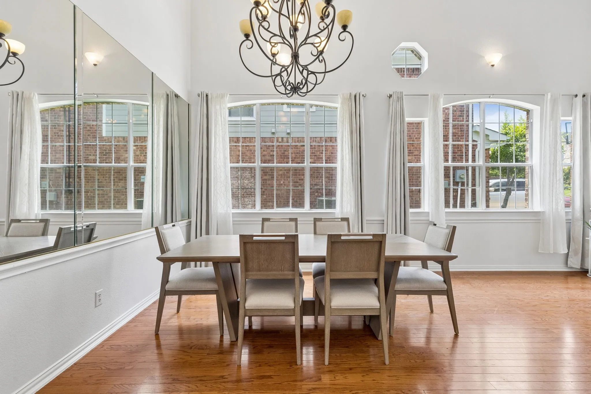 Single Family Residence For Rent in Collin County , 708 Brookwater Drive, Mc Kinney, Texas 75071, 5 Bedroom, 4 Bathroom, 2 Garage spaces, 3,016 Sqft, built in 2003, mls#21397756, Real Estate Agent in Mc Kinney, Homes For Rent in Collin county, Homes For Rent in Mc Kinney, Realtor in Mc Kinney Texas, Real Estate Brokerage Independent Realty Texas, Luminita Cordes Realtor
