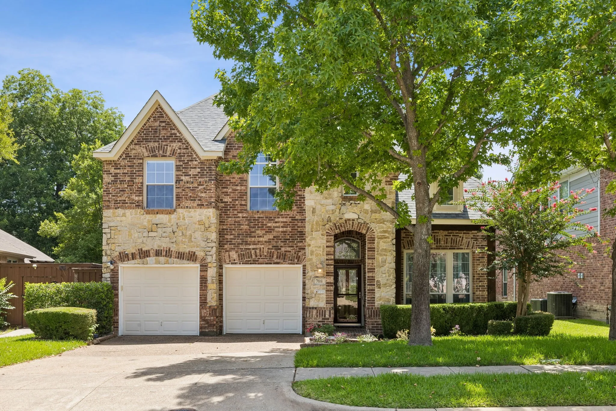 Single Family Residence For Rent in Collin County , 708 Brookwater Drive, Mc Kinney, Texas 75071, 5 Bedroom, 4 Bathroom, 2 Garage spaces, 3,016 Sqft, built in 2003, mls#21397756, Real Estate Agent in Mc Kinney, Homes For Rent in Collin county, Homes For Rent in Mc Kinney, Realtor in Mc Kinney Texas, Real Estate Brokerage Independent Realty Texas, Luminita Cordes Realtor