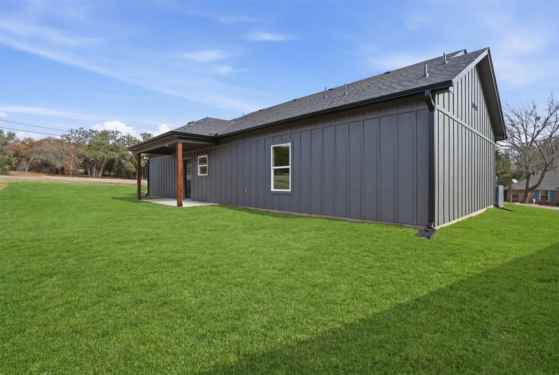 Single Family Residence For Sale in Hood County , 4300 Lucero Drive, Granbury, Texas 76048, 3 Bedroom, 2 Bathroom, 2 Garage spaces, 1,760 Sqft, built in 2025, mls#21397778, Real Estate Agent in Granbury, Homes For Sale in Hood county, Homes For Sale in Granbury, Realtor in Granbury Texas, Real Estate Brokerage Independent Realty Texas, Luminita Cordes Realtor