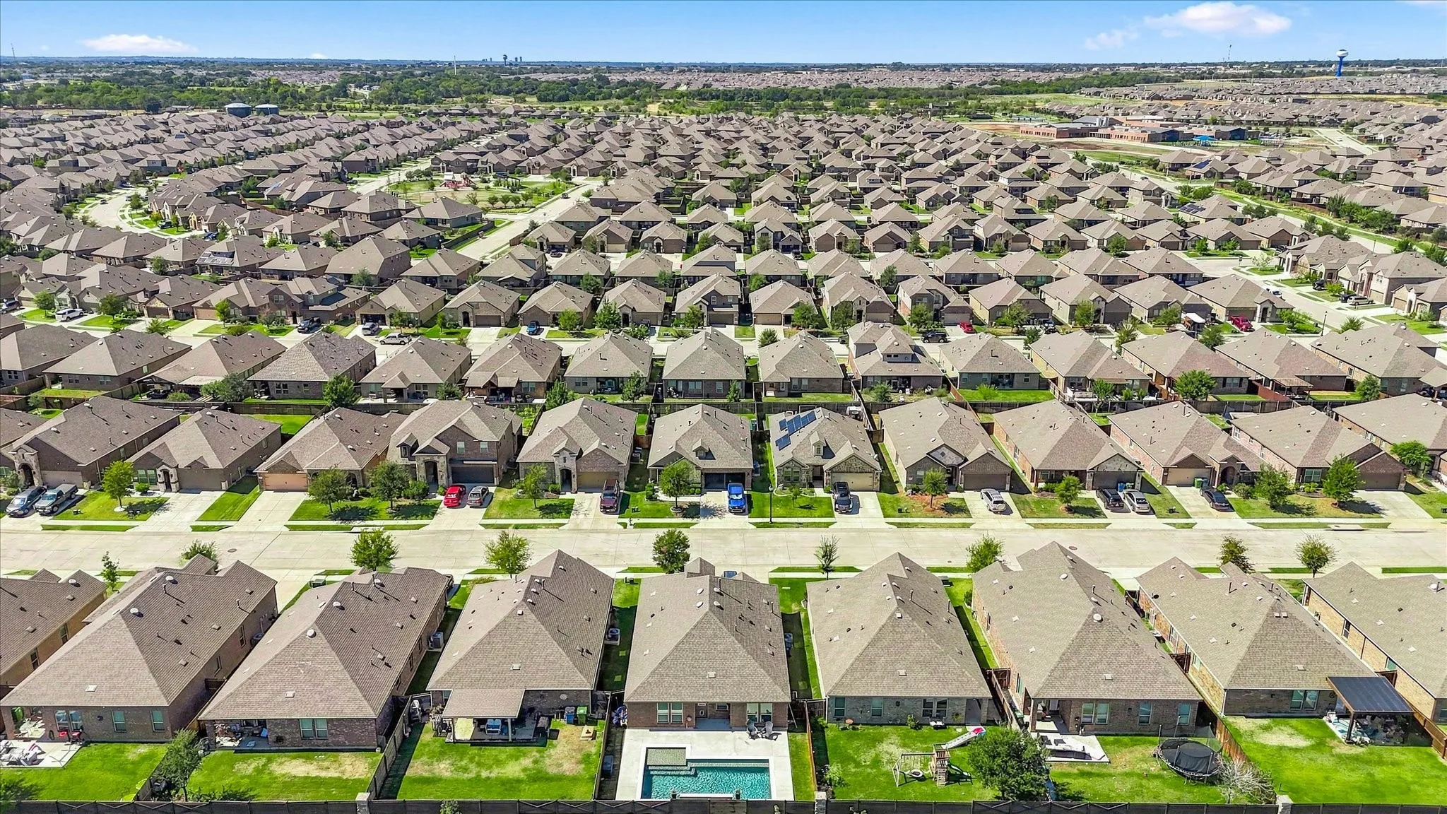 Single Family Residence For Sale in Denton County , 2804 Ainsworth Road, Aubrey, Texas 76227, 3 Bedroom, 2 Bathroom, 2 Garage spaces, 1,882 Sqft, built in 2019, mls#21397804, Real Estate Agent in Aubrey, Homes For Sale in Denton county, Homes For Sale in Aubrey, Realtor in Aubrey Texas, Real Estate Brokerage Independent Realty Texas, Luminita Cordes Realtor