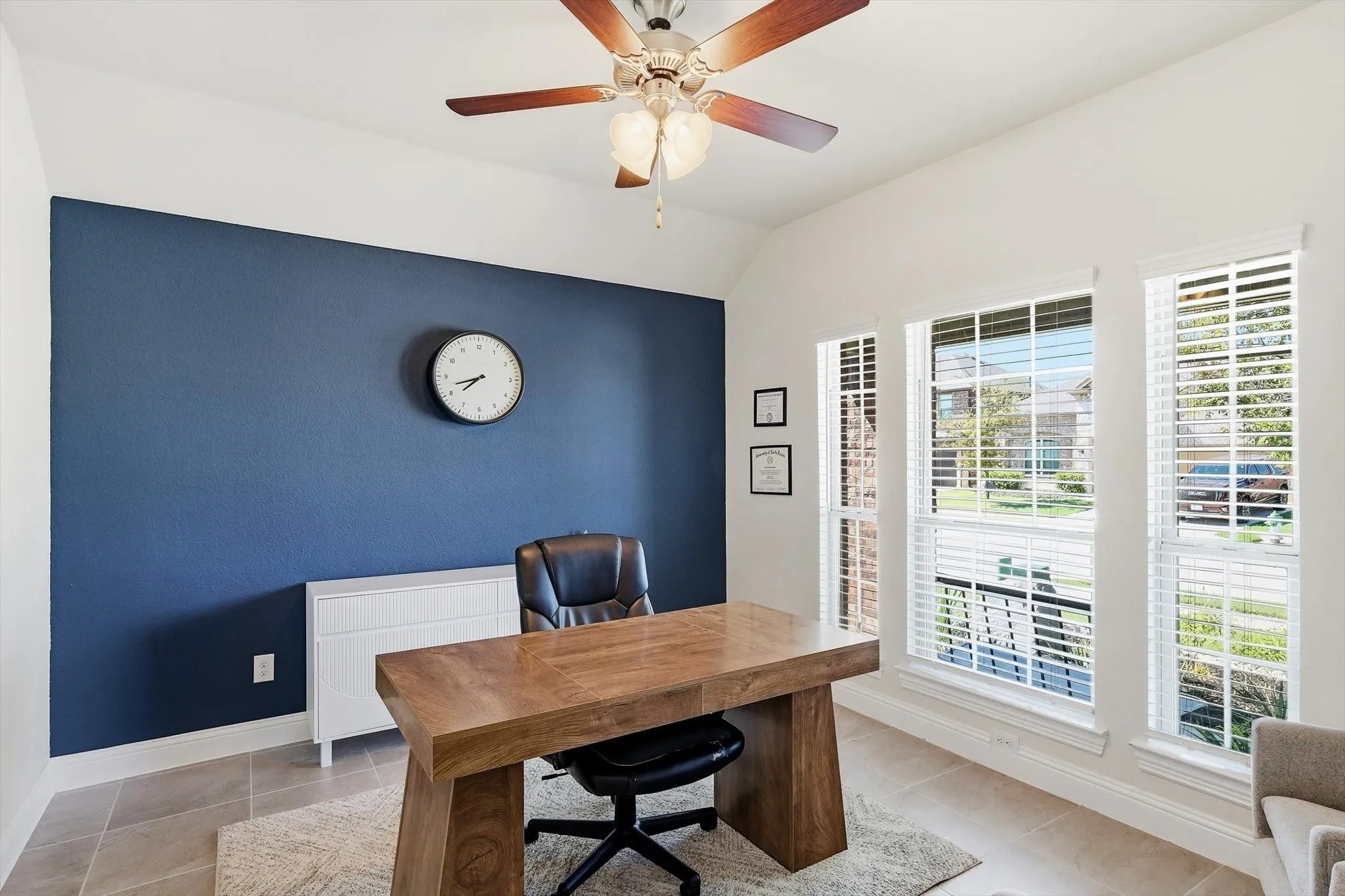 Single Family Residence For Sale in Denton County , 2804 Ainsworth Road, Aubrey, Texas 76227, 3 Bedroom, 2 Bathroom, 2 Garage spaces, 1,882 Sqft, built in 2019, mls#21397804, Real Estate Agent in Aubrey, Homes For Sale in Denton county, Homes For Sale in Aubrey, Realtor in Aubrey Texas, Real Estate Brokerage Independent Realty Texas, Luminita Cordes Realtor