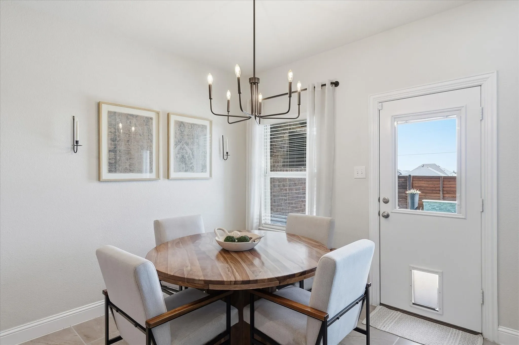 Single Family Residence For Sale in Denton County , 2804 Ainsworth Road, Aubrey, Texas 76227, 3 Bedroom, 2 Bathroom, 2 Garage spaces, 1,882 Sqft, built in 2019, mls#21397804, Real Estate Agent in Aubrey, Homes For Sale in Denton county, Homes For Sale in Aubrey, Realtor in Aubrey Texas, Real Estate Brokerage Independent Realty Texas, Luminita Cordes Realtor