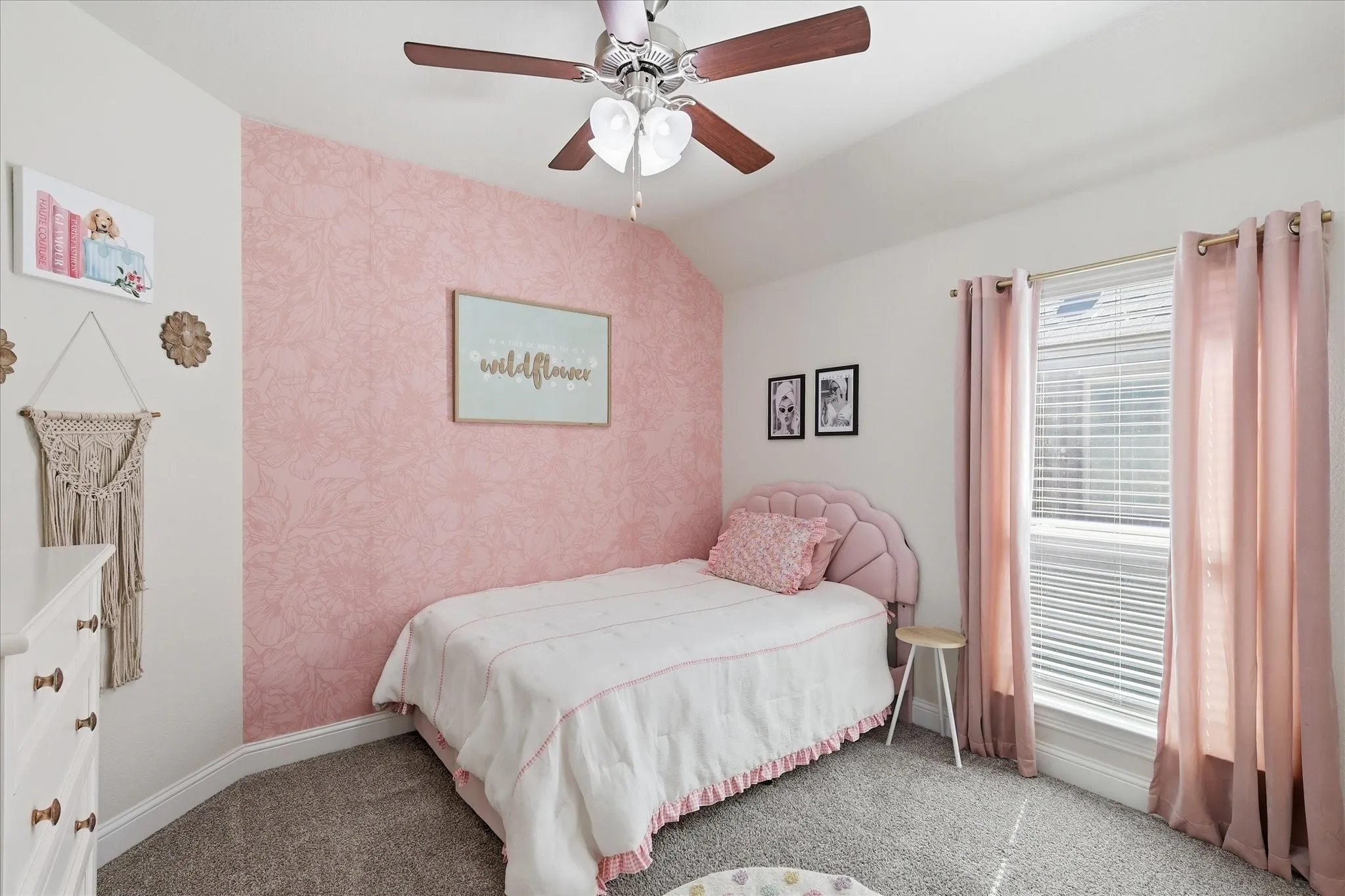Single Family Residence For Sale in Denton County , 2804 Ainsworth Road, Aubrey, Texas 76227, 3 Bedroom, 2 Bathroom, 2 Garage spaces, 1,882 Sqft, built in 2019, mls#21397804, Real Estate Agent in Aubrey, Homes For Sale in Denton county, Homes For Sale in Aubrey, Realtor in Aubrey Texas, Real Estate Brokerage Independent Realty Texas, Luminita Cordes Realtor