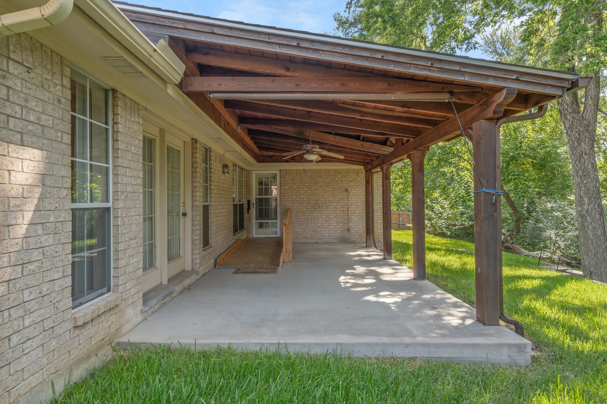 with removable ramp access