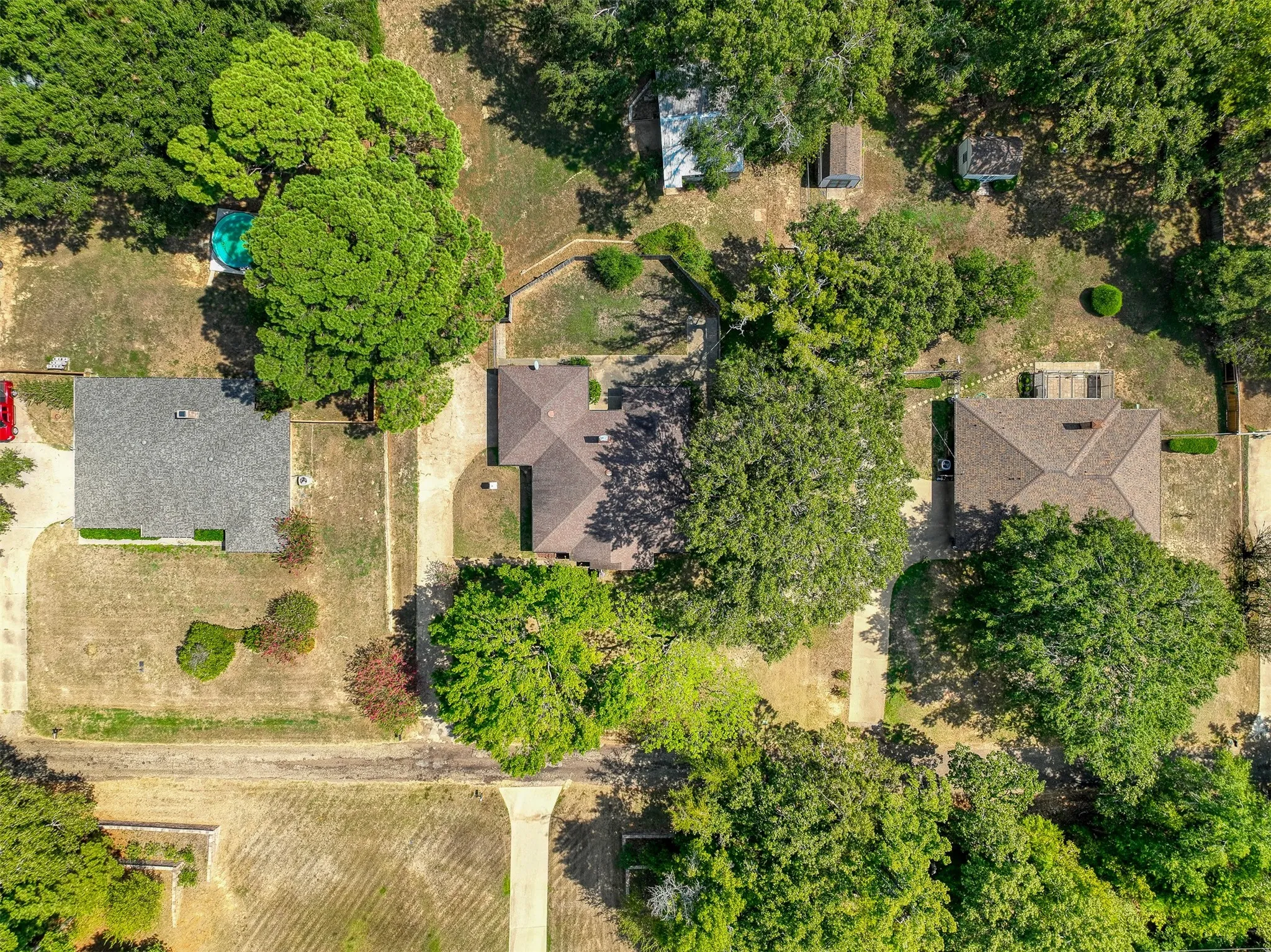 Single Family Residence For Sale in Anderson County , 1690 An County Road 359, Palestine, Texas 75803, 3 Bedroom, 2 Bathroom, 2 Garage spaces, 1,668 Sqft, built in 1985, mls#21397786, Real Estate Agent in Palestine, Homes For Sale in Anderson county, Homes For Sale in Palestine, Realtor in Palestine Texas, Real Estate Brokerage Independent Realty Texas, Luminita Cordes Realtor