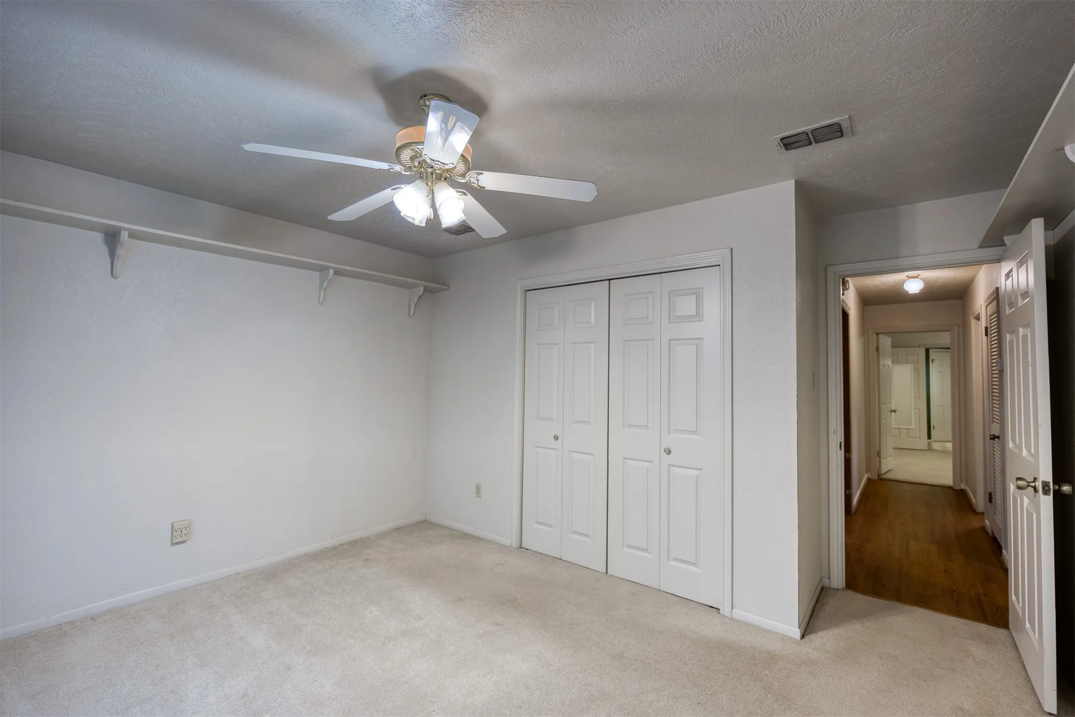 Single Family Residence For Sale in Anderson County , 1690 An County Road 359, Palestine, Texas 75803, 3 Bedroom, 2 Bathroom, 2 Garage spaces, 1,668 Sqft, built in 1985, mls#21397786, Real Estate Agent in Palestine, Homes For Sale in Anderson county, Homes For Sale in Palestine, Realtor in Palestine Texas, Real Estate Brokerage Independent Realty Texas, Luminita Cordes Realtor