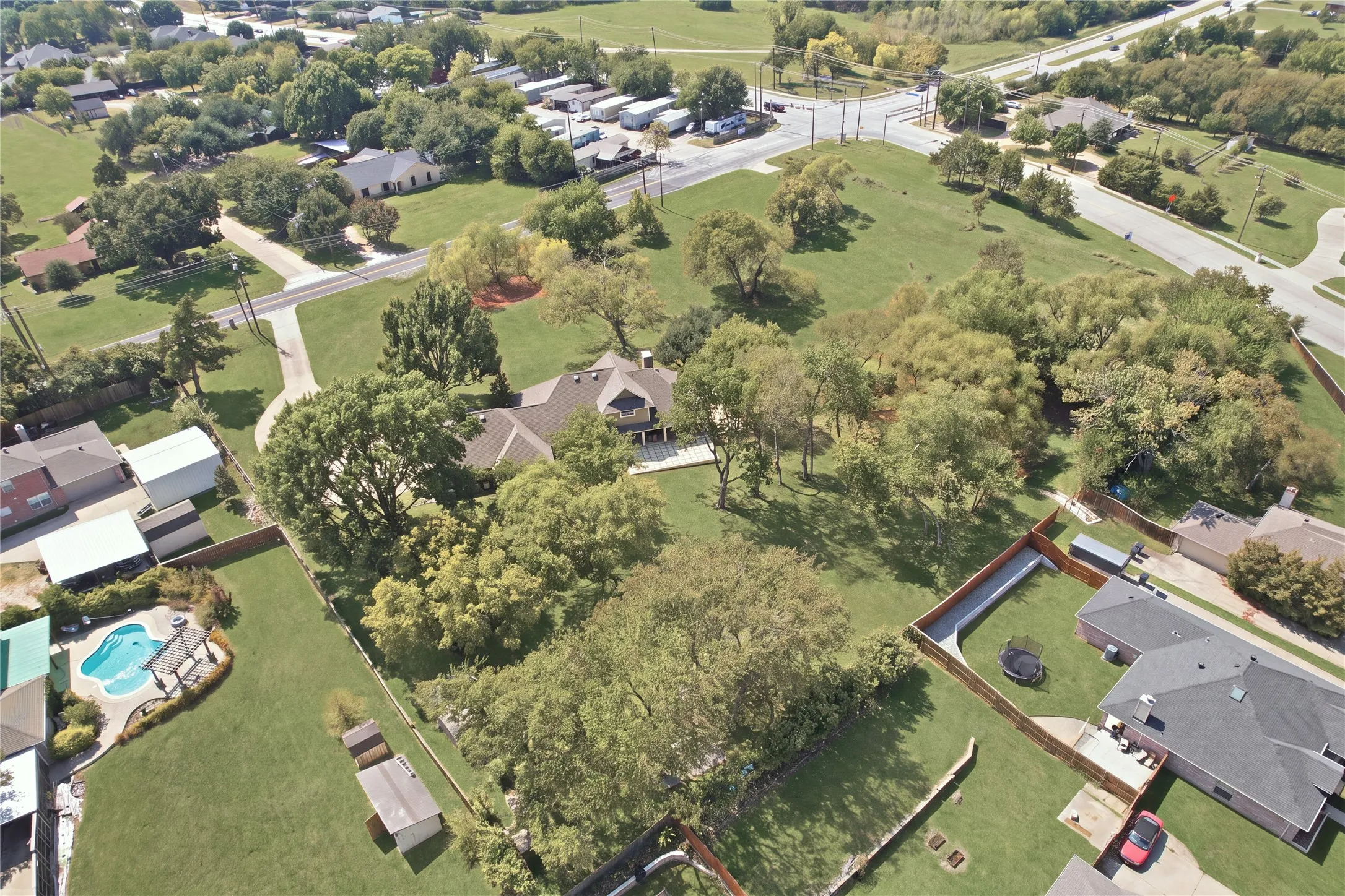 Single Family Residence For Sale in Collin County , 1201 E Stone Road, Wylie, Texas 75098, 3 Bedroom, 3 Bathroom, 3 Garage spaces, 2,843 Sqft, built in 1986, mls#21393089, Real Estate Agent in Wylie, Homes For Sale in Collin county, Homes For Sale in Wylie, Realtor in Wylie Texas, Real Estate Brokerage Independent Realty Texas, Luminita Cordes Realtor