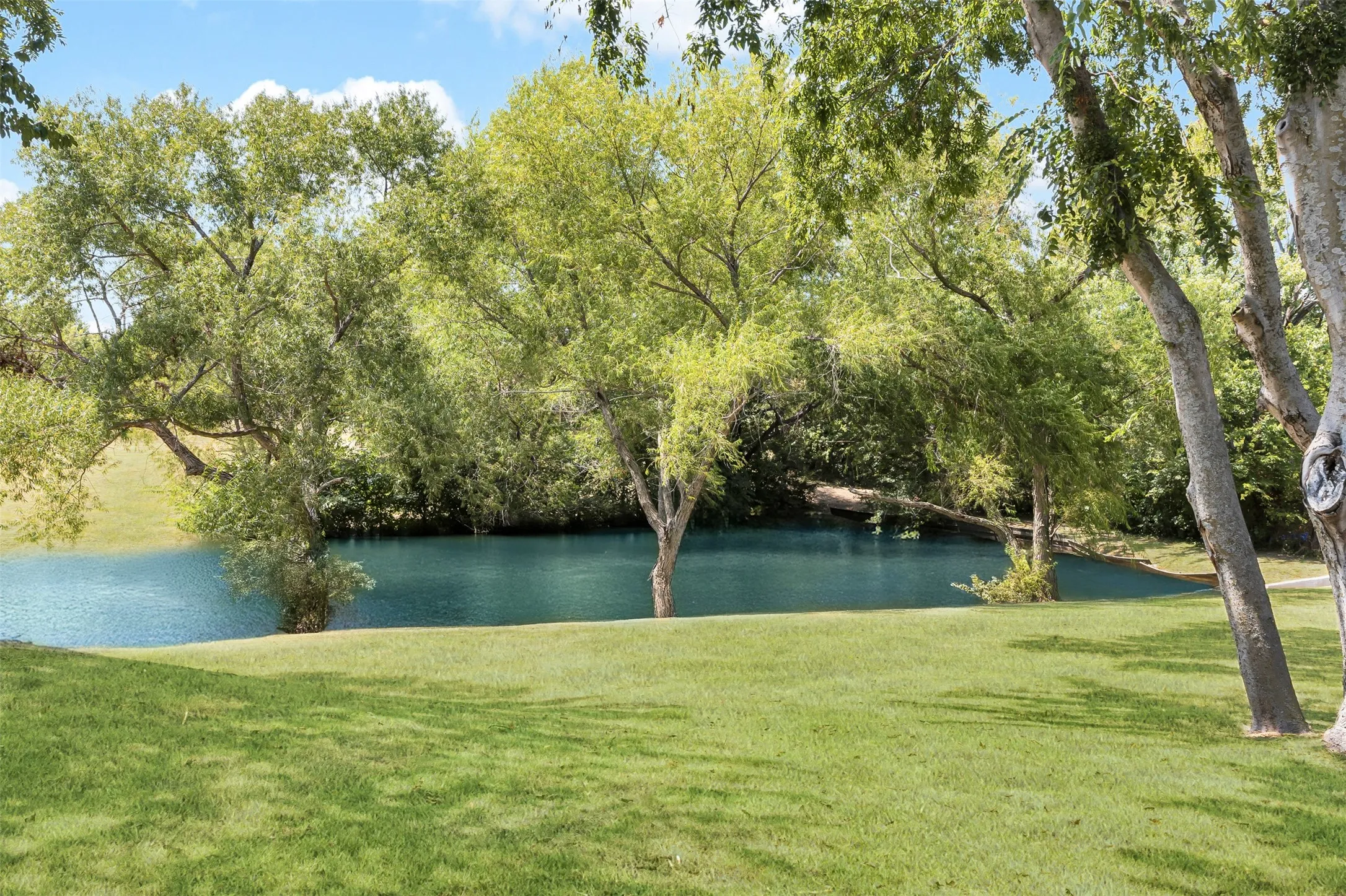 Single Family Residence For Sale in Collin County , 1201 E Stone Road, Wylie, Texas 75098, 3 Bedroom, 3 Bathroom, 3 Garage spaces, 2,843 Sqft, built in 1986, mls#21393089, Real Estate Agent in Wylie, Homes For Sale in Collin county, Homes For Sale in Wylie, Realtor in Wylie Texas, Real Estate Brokerage Independent Realty Texas, Luminita Cordes Realtor