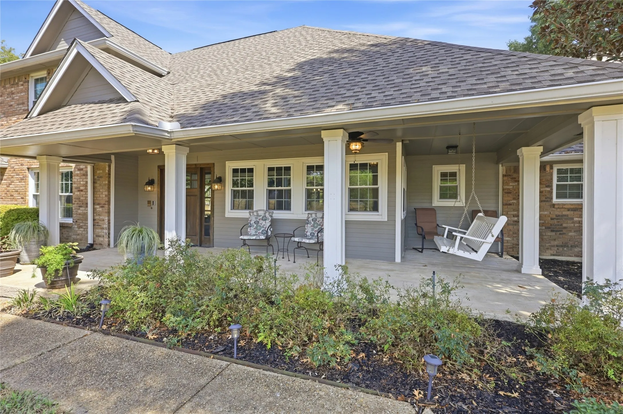 Single Family Residence For Sale in Collin County , 1201 E Stone Road, Wylie, Texas 75098, 3 Bedroom, 3 Bathroom, 3 Garage spaces, 2,843 Sqft, built in 1986, mls#21393089, Real Estate Agent in Wylie, Homes For Sale in Collin county, Homes For Sale in Wylie, Realtor in Wylie Texas, Real Estate Brokerage Independent Realty Texas, Luminita Cordes Realtor