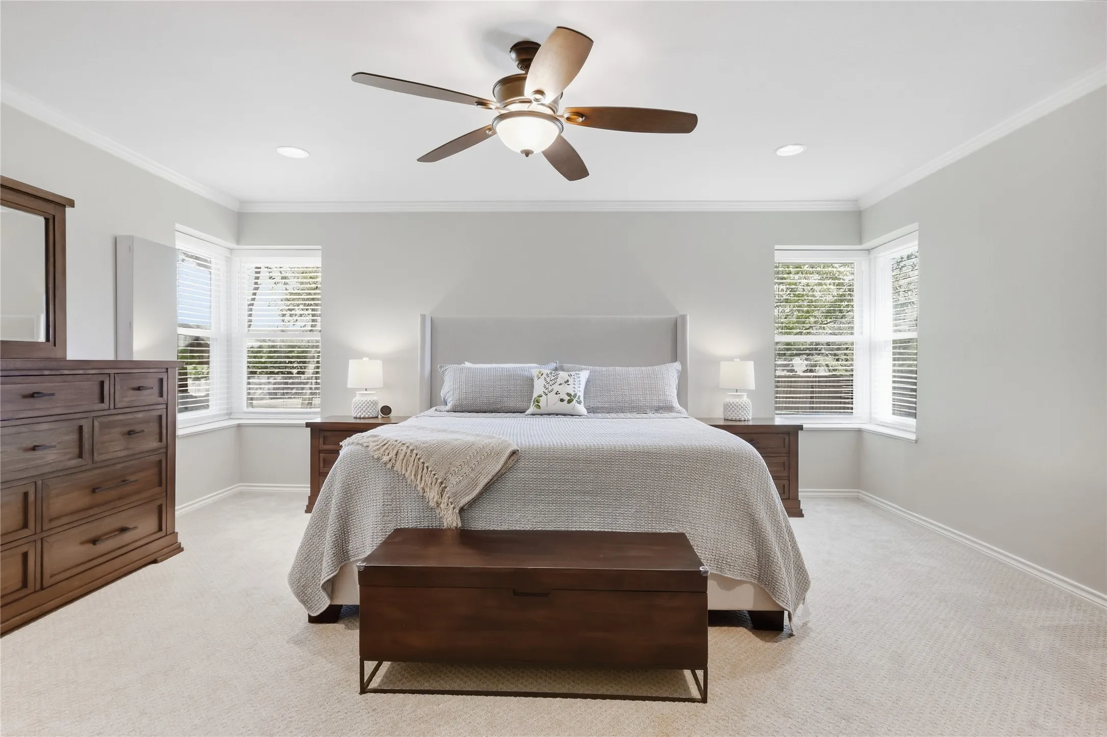 Single Family Residence For Sale in Collin County , 1201 E Stone Road, Wylie, Texas 75098, 3 Bedroom, 3 Bathroom, 3 Garage spaces, 2,843 Sqft, built in 1986, mls#21393089, Real Estate Agent in Wylie, Homes For Sale in Collin county, Homes For Sale in Wylie, Realtor in Wylie Texas, Real Estate Brokerage Independent Realty Texas, Luminita Cordes Realtor