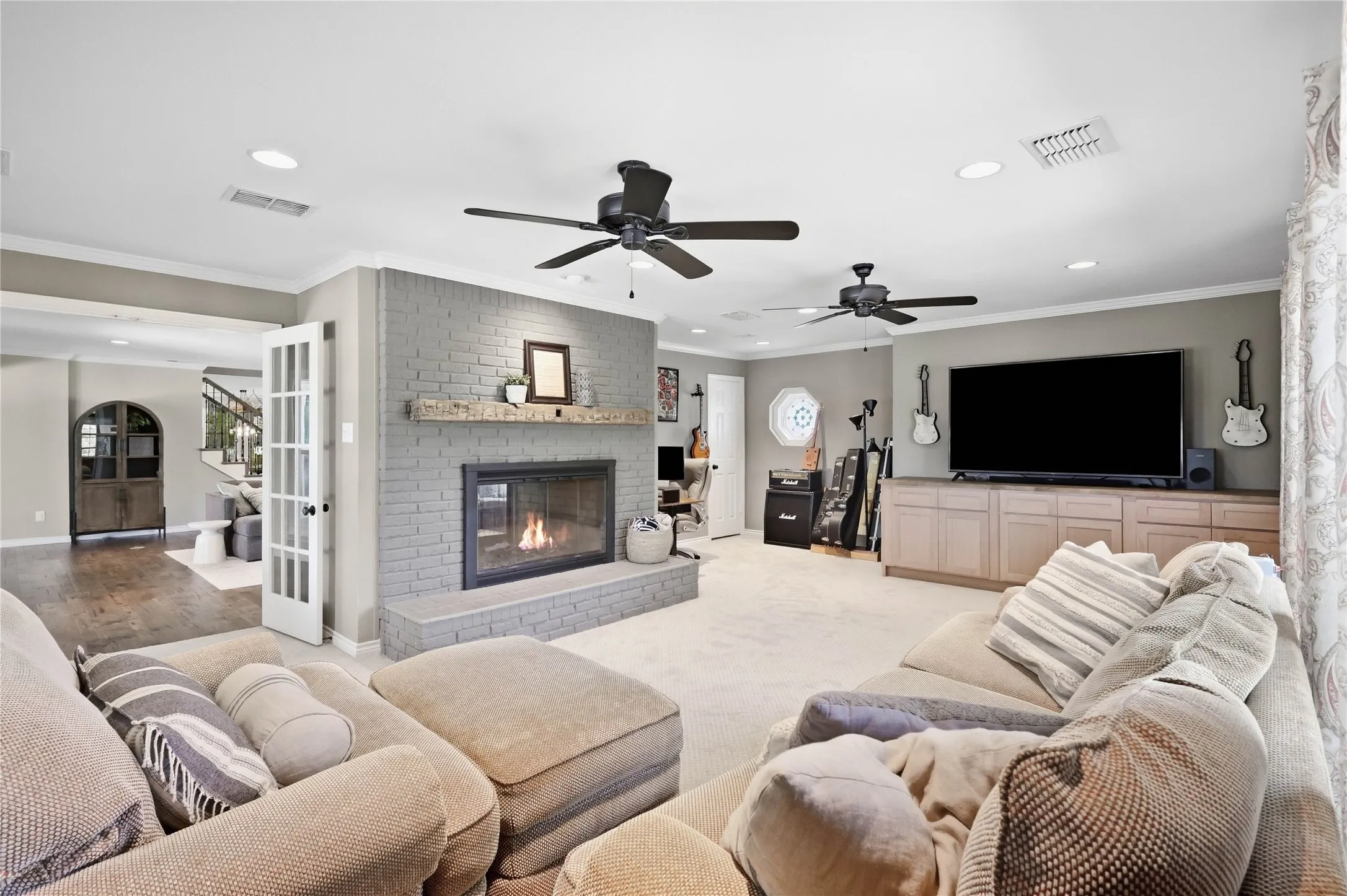 Single Family Residence For Sale in Collin County , 1201 E Stone Road, Wylie, Texas 75098, 3 Bedroom, 3 Bathroom, 3 Garage spaces, 2,843 Sqft, built in 1986, mls#21393089, Real Estate Agent in Wylie, Homes For Sale in Collin county, Homes For Sale in Wylie, Realtor in Wylie Texas, Real Estate Brokerage Independent Realty Texas, Luminita Cordes Realtor