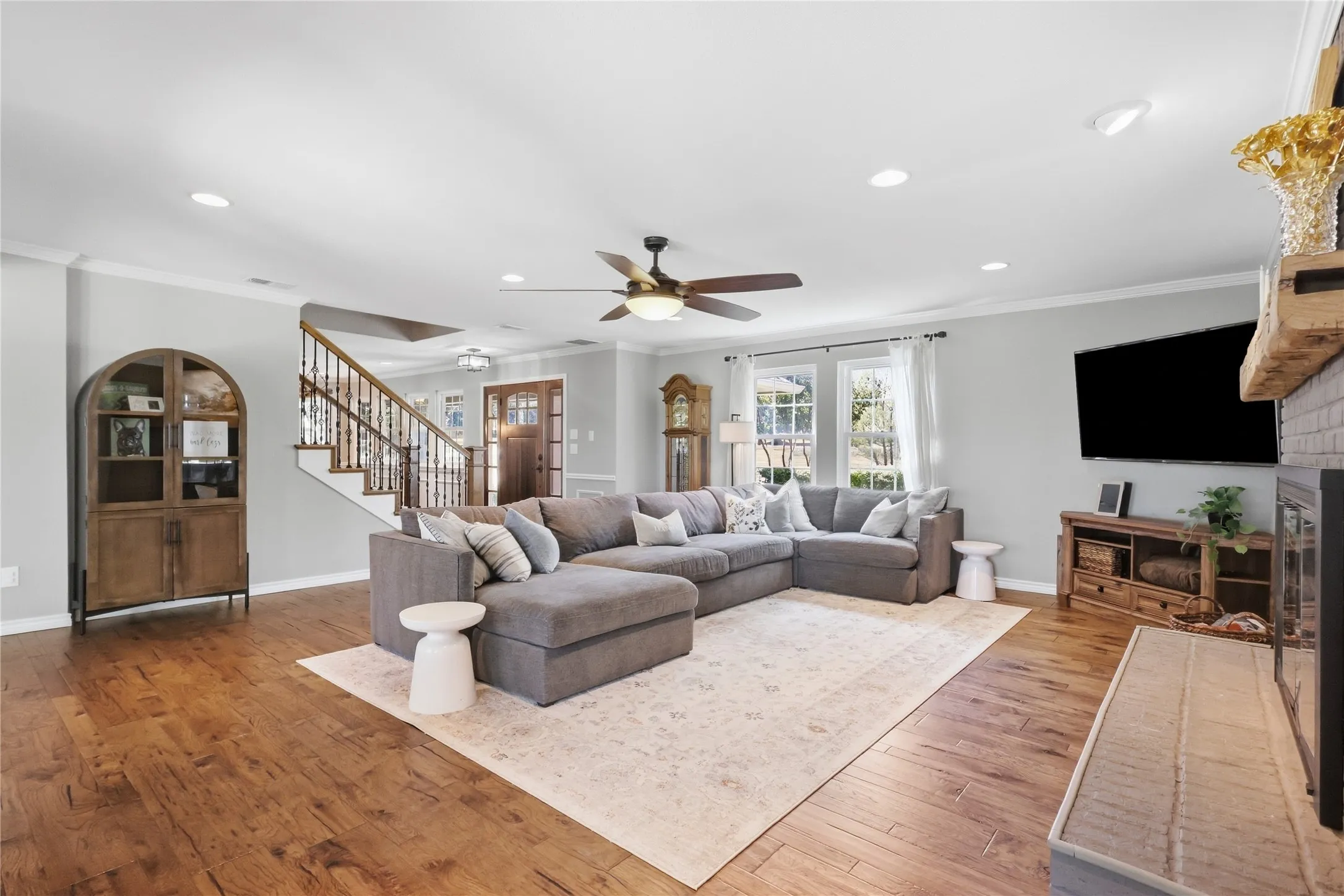 Single Family Residence For Sale in Collin County , 1201 E Stone Road, Wylie, Texas 75098, 3 Bedroom, 3 Bathroom, 3 Garage spaces, 2,843 Sqft, built in 1986, mls#21393089, Real Estate Agent in Wylie, Homes For Sale in Collin county, Homes For Sale in Wylie, Realtor in Wylie Texas, Real Estate Brokerage Independent Realty Texas, Luminita Cordes Realtor