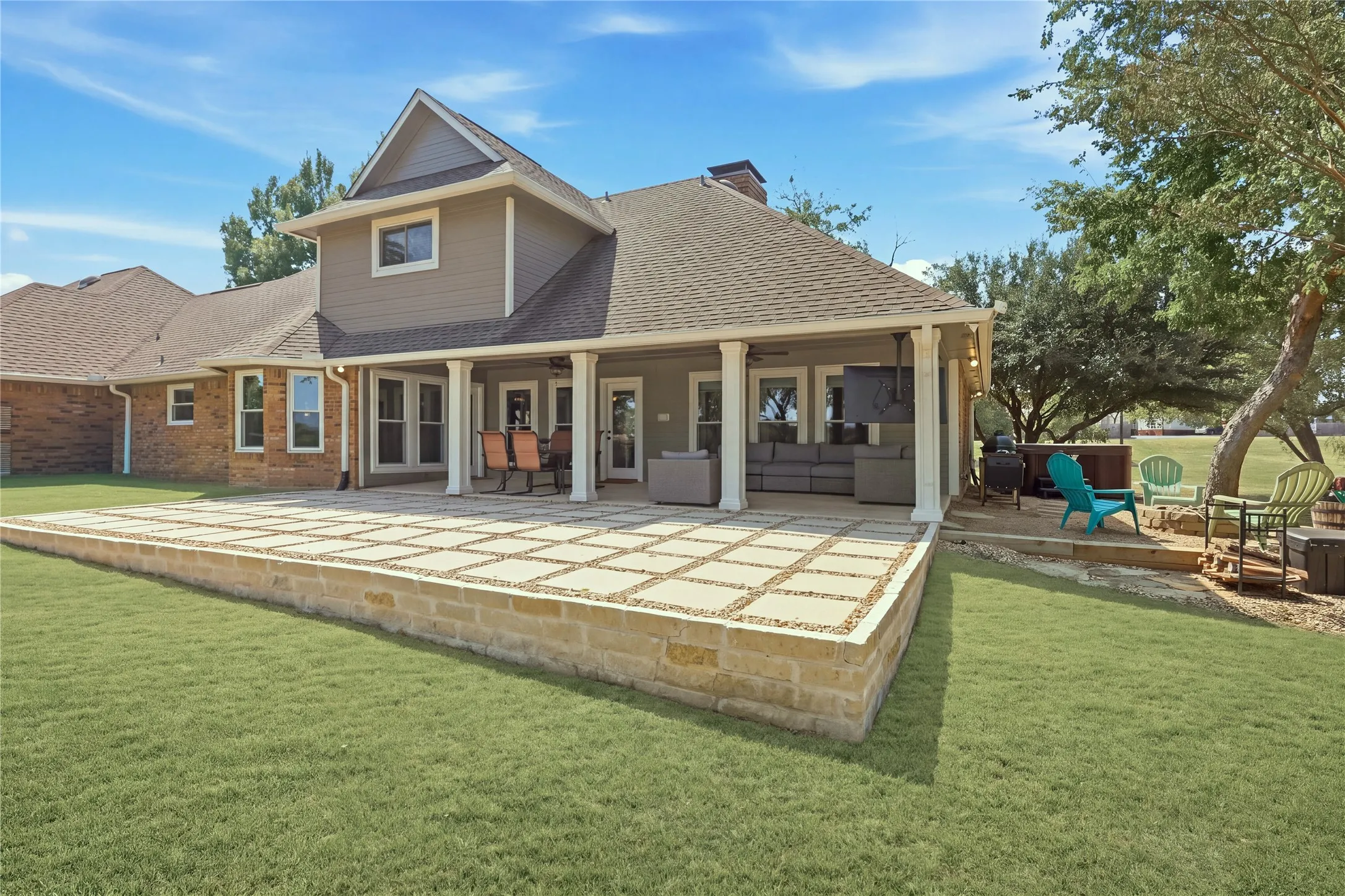 Single Family Residence For Sale in Collin County , 1201 E Stone Road, Wylie, Texas 75098, 3 Bedroom, 3 Bathroom, 3 Garage spaces, 2,843 Sqft, built in 1986, mls#21393089, Real Estate Agent in Wylie, Homes For Sale in Collin county, Homes For Sale in Wylie, Realtor in Wylie Texas, Real Estate Brokerage Independent Realty Texas, Luminita Cordes Realtor