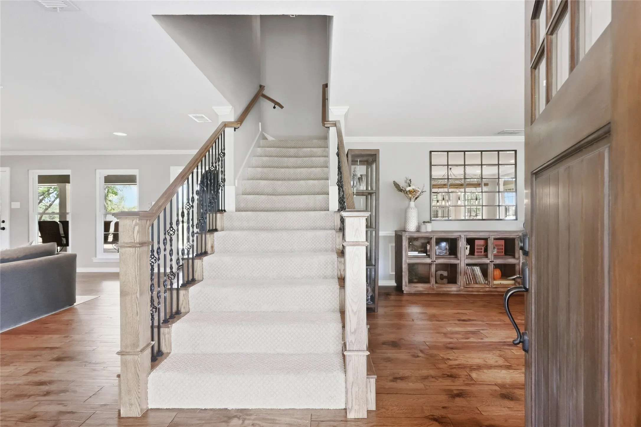 Single Family Residence For Sale in Collin County , 1201 E Stone Road, Wylie, Texas 75098, 3 Bedroom, 3 Bathroom, 3 Garage spaces, 2,843 Sqft, built in 1986, mls#21393089, Real Estate Agent in Wylie, Homes For Sale in Collin county, Homes For Sale in Wylie, Realtor in Wylie Texas, Real Estate Brokerage Independent Realty Texas, Luminita Cordes Realtor