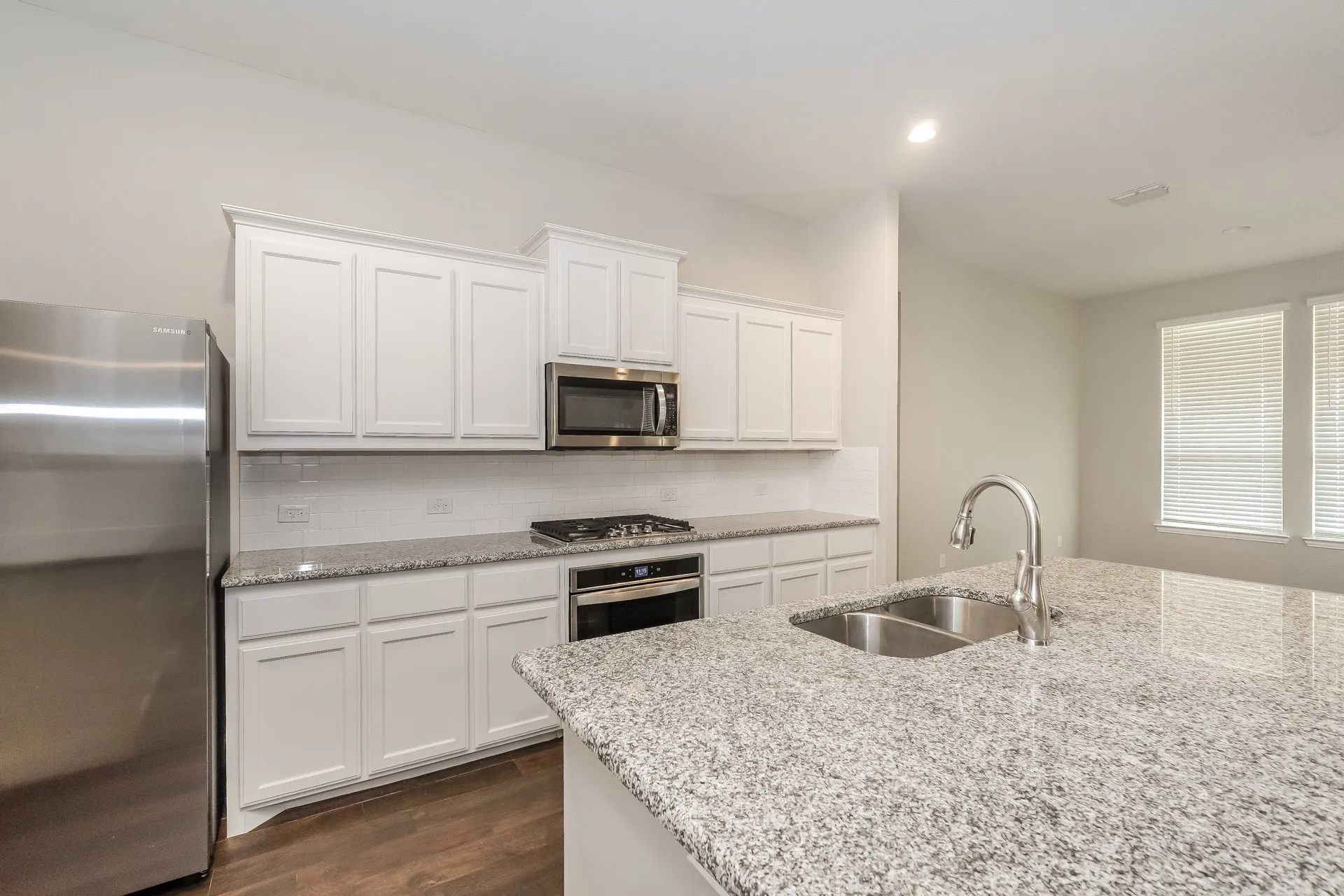 Single Family Residence For Rent in Parker County , 701 Brody Trail, Weatherford, Texas 76008, 4 Bedroom, 3 Bathroom, 2 Garage spaces, 2,639 Sqft, built in 2020, mls#21397846, Real Estate Agent in Weatherford, Homes For Rent in Parker county, Homes For Rent in Weatherford, Realtor in Weatherford Texas, Real Estate Brokerage Independent Realty Texas, Luminita Cordes Realtor