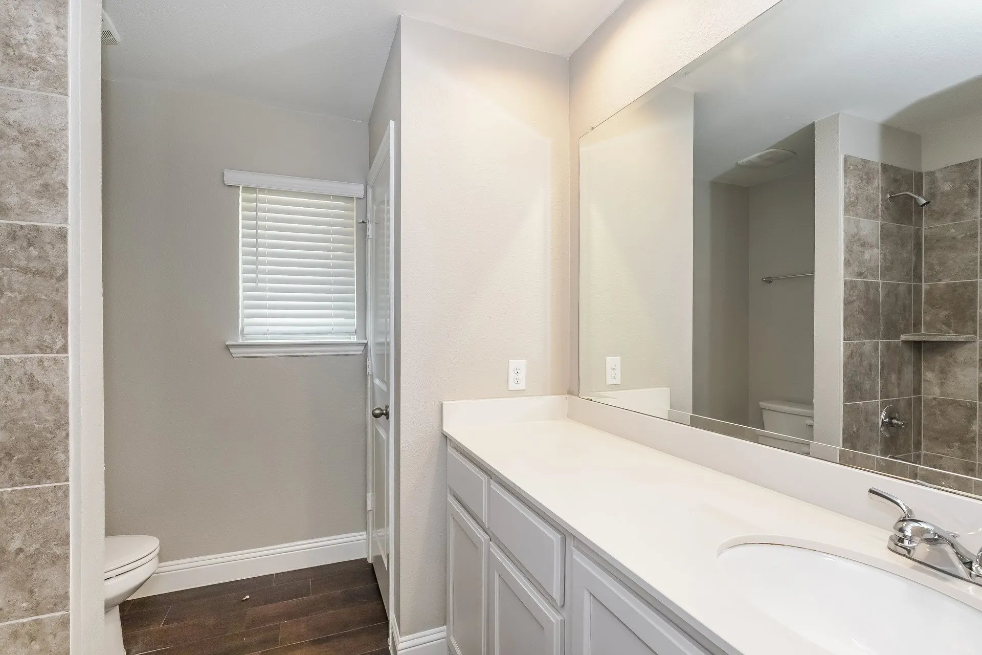 Single Family Residence For Rent in Parker County , 701 Brody Trail, Weatherford, Texas 76008, 4 Bedroom, 3 Bathroom, 2 Garage spaces, 2,639 Sqft, built in 2020, mls#21397846, Real Estate Agent in Weatherford, Homes For Rent in Parker county, Homes For Rent in Weatherford, Realtor in Weatherford Texas, Real Estate Brokerage Independent Realty Texas, Luminita Cordes Realtor