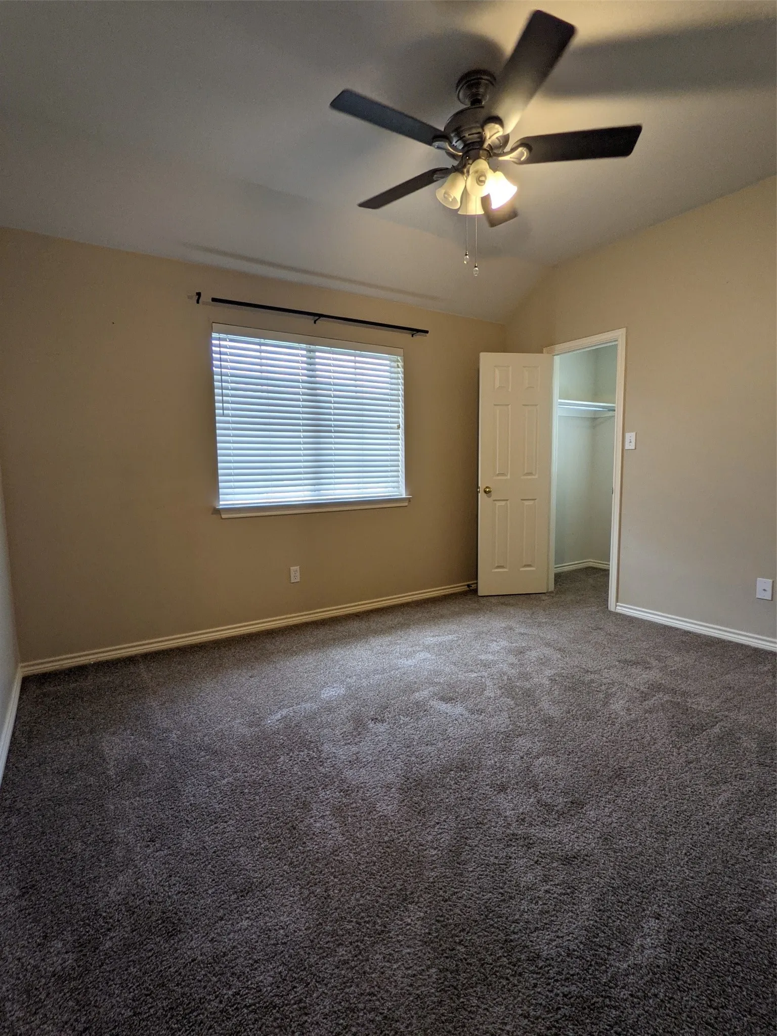 Single Family Residence For Rent in Denton County , 310 Chisholm Trail, Argyle, Texas 76226, 4 Bedroom, 2 Bathroom, 2 Garage spaces, 2,402 Sqft, built in 1997, mls#21397862, Real Estate Agent in Argyle, Homes For Rent in Denton county, Homes For Rent in Argyle, Realtor in Argyle Texas, Real Estate Brokerage Independent Realty Texas, Luminita Cordes Realtor