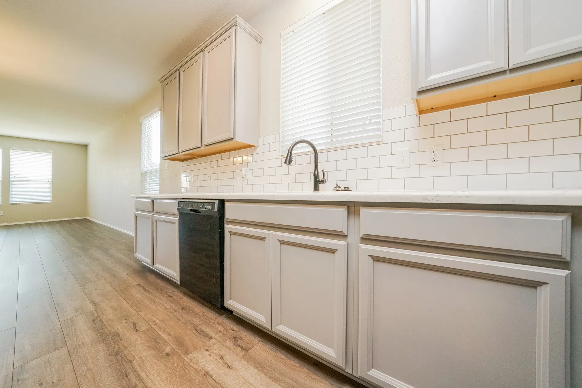 Single Family Residence For Rent in Denton County , 713 Jonius Creek Drive, Little Elm, Texas 75068, 3 Bedroom, 2 Bathroom, 2 Garage spaces, 2,154 Sqft, built in 2017, mls#21397870, Real Estate Agent in Little Elm, Homes For Rent in Denton county, Homes For Rent in Little Elm, Realtor in Little Elm Texas, Real Estate Brokerage Independent Realty Texas, Luminita Cordes Realtor