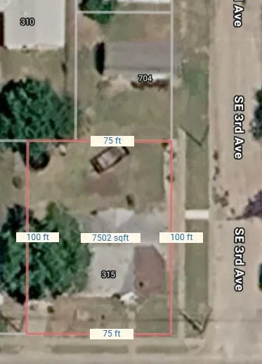 Single Family Residence For Sale in Palo Pinto County , 315 Martin Luther King Jr Street, Mineral Wells, Texas 76067, 2 Bedroom, 1 Bathroom, 1 Garage spaces, 1,942 Sqft, built in 1960, mls#21397591, Real Estate Agent in Mineral Wells, Homes For Sale in Palo Pinto county, Homes For Sale in Mineral Wells, Realtor in Mineral Wells Texas, Real Estate Brokerage Independent Realty Texas, Luminita Cordes Realtor